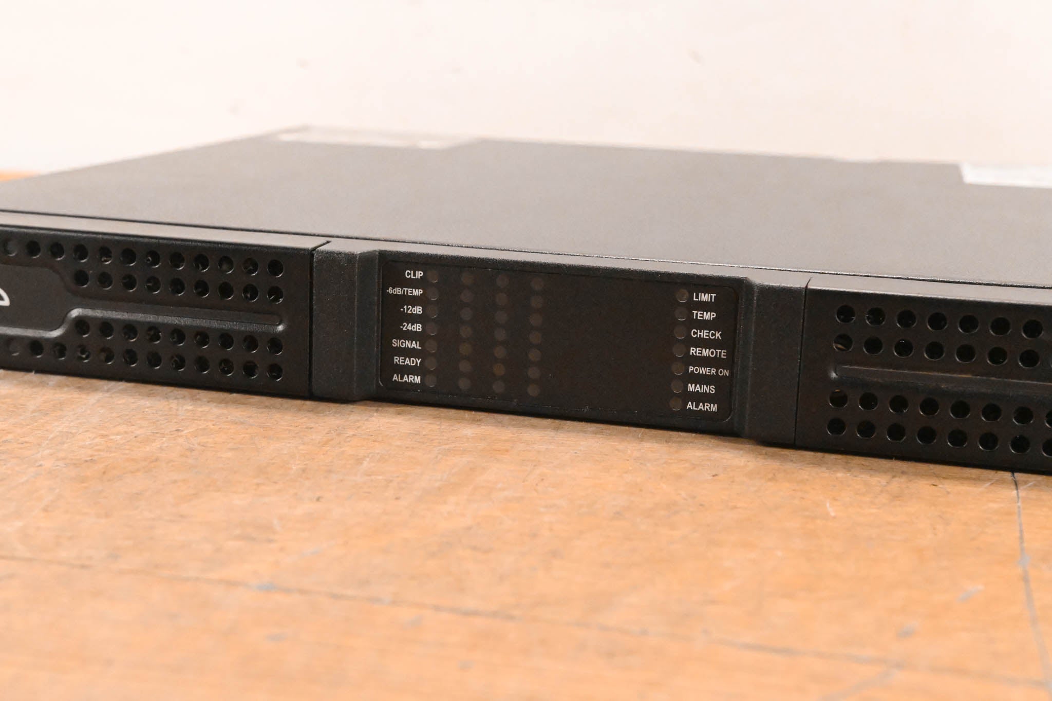 Void Bias Q2 4-Channel DSP Power Amplifier w/ Dante