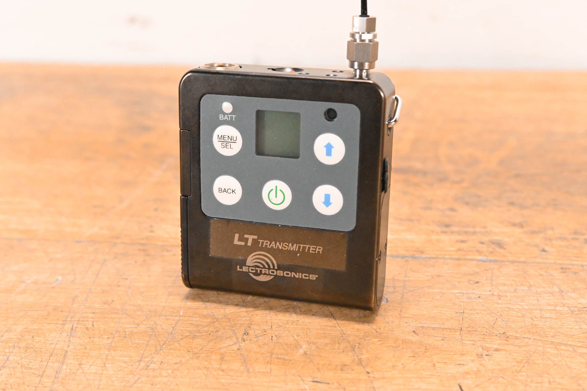 Lectrosonics Venue Wideband Mid 6-Channel Receiver w/ Bodypacks (NO PSU)