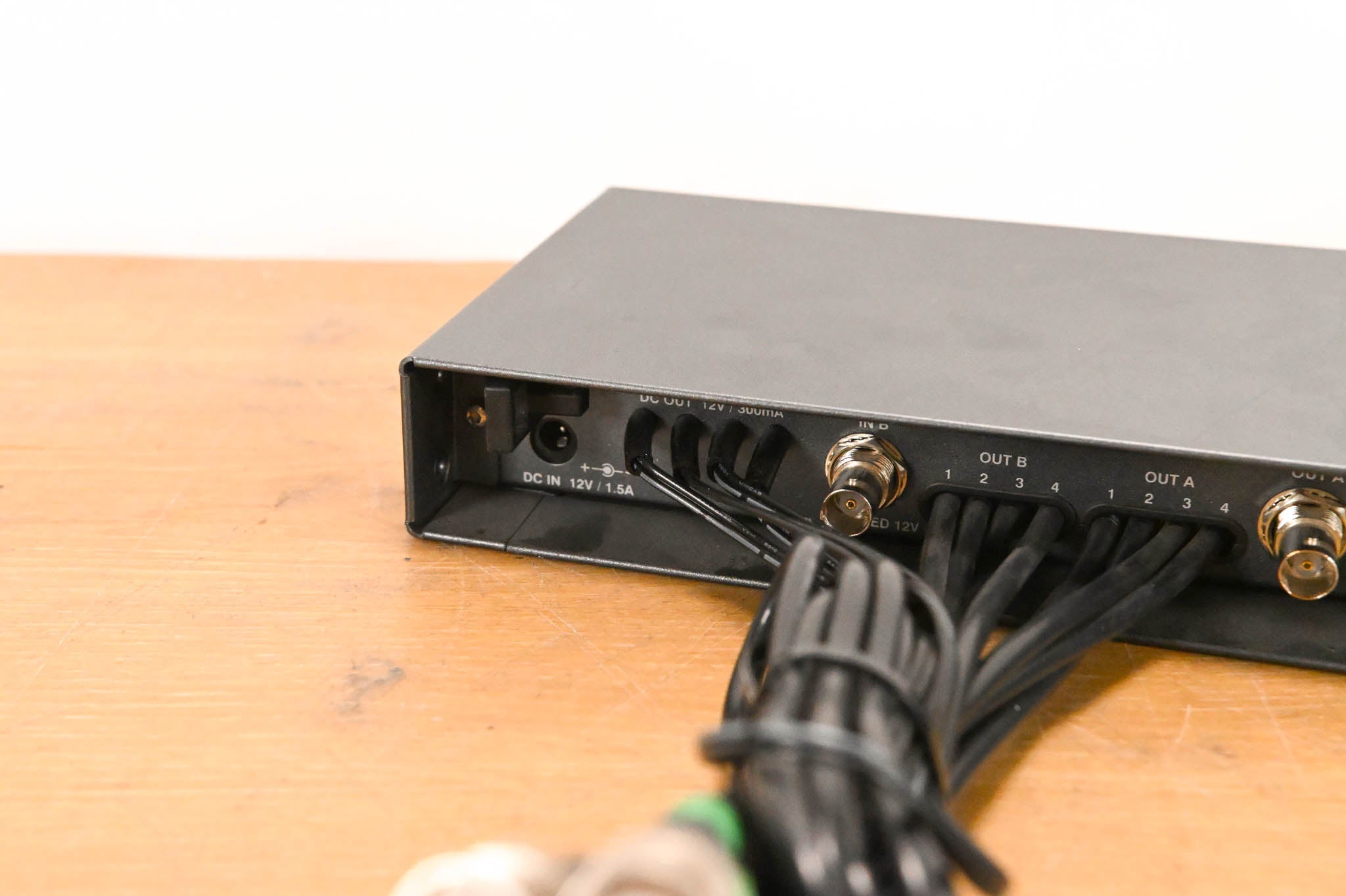 Sennheiser ASP 2 Antenna and Power Distribution System (NO POWER SUPPLY)