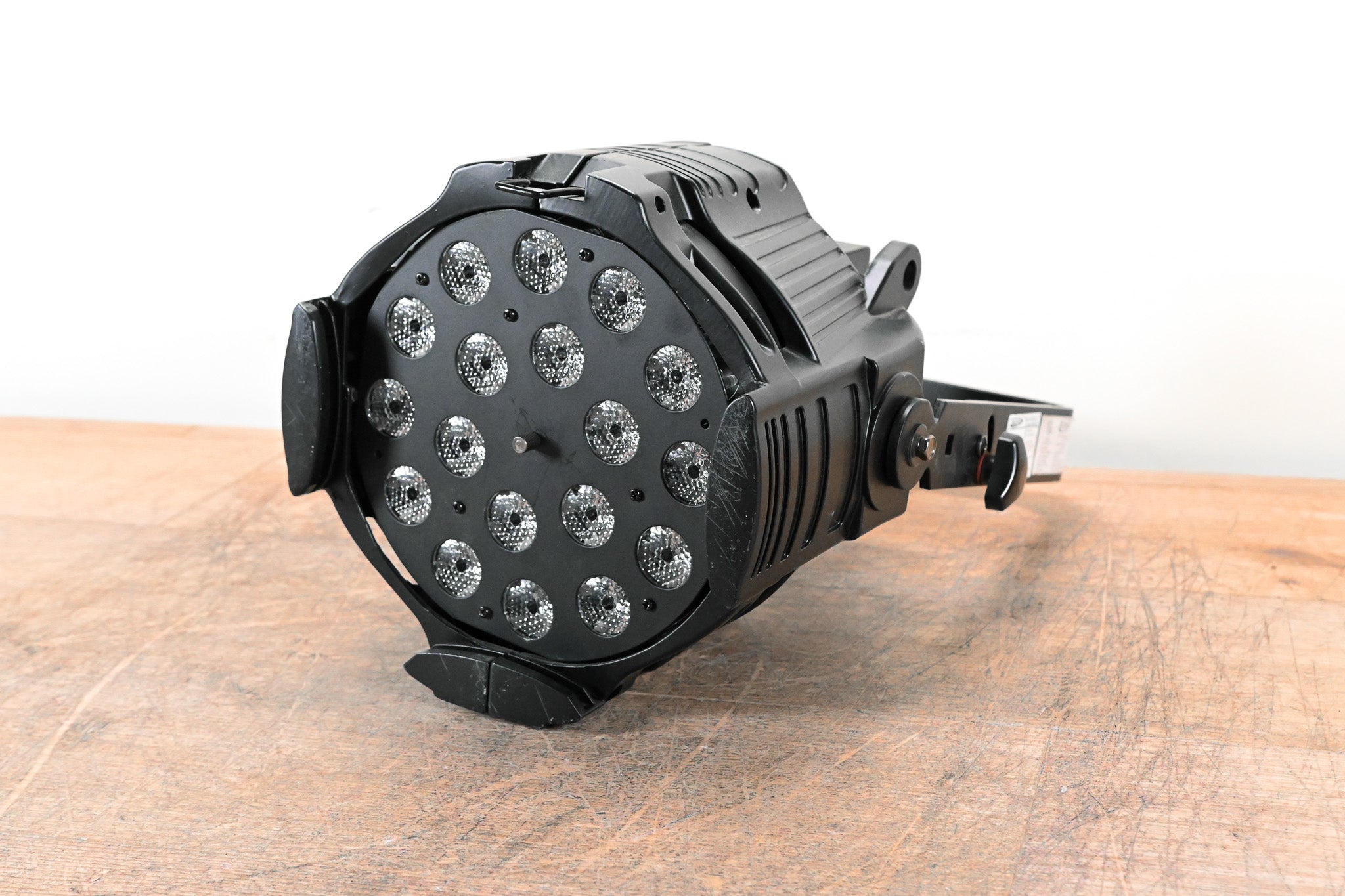 Elation OPTI TRI PAR 18 x 3W Tri Color LED Par