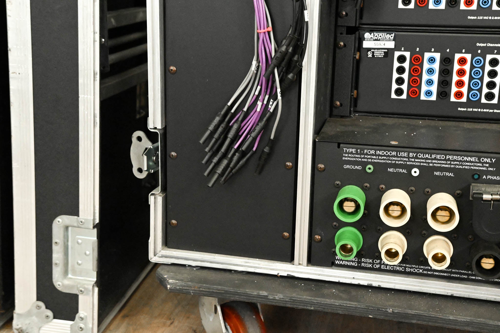 Applied Electronics 48-Channel Omega Rack SA12/2400 Dimmer Rack