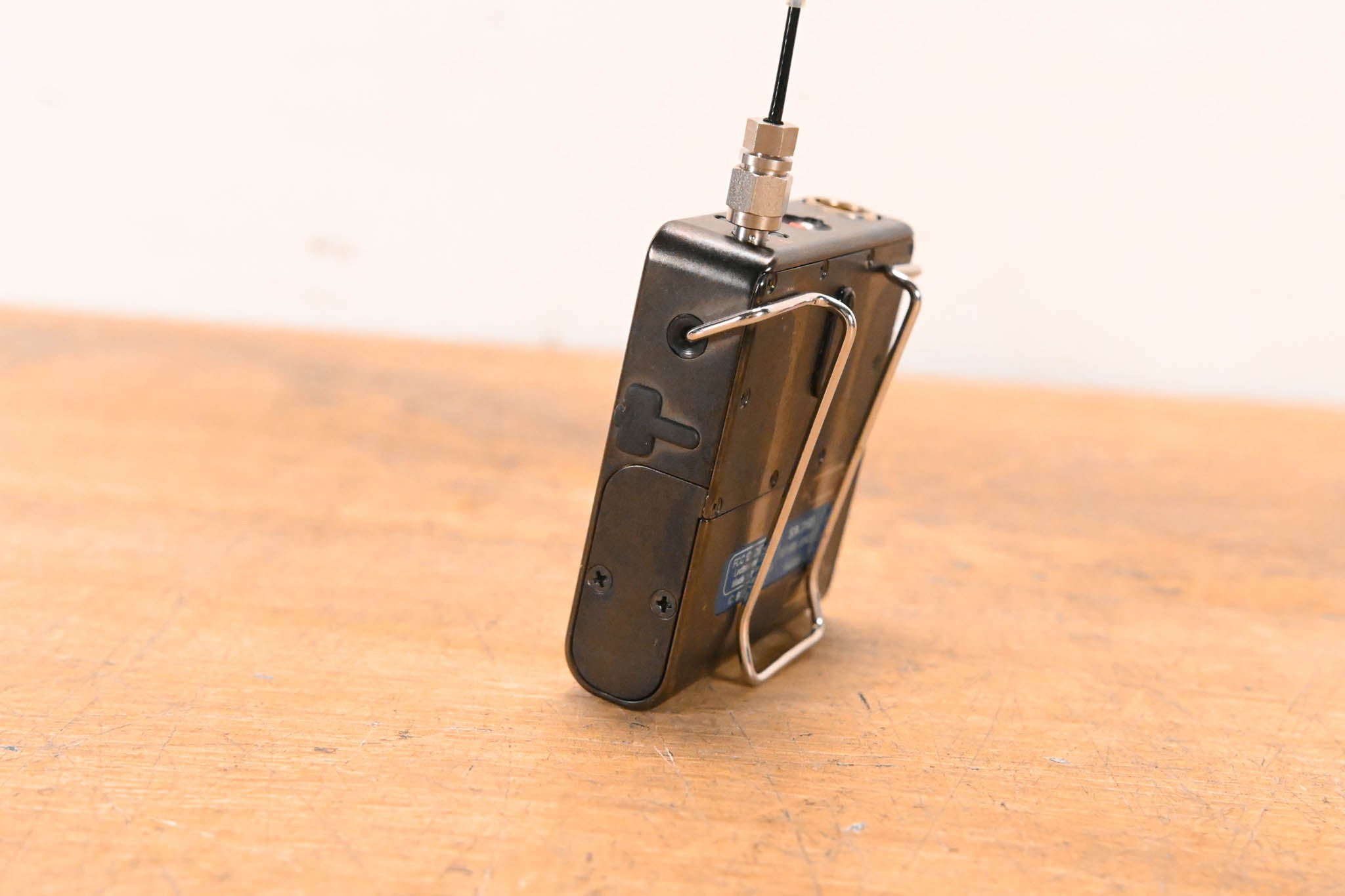 Lectrosonics Venue Wideband Mid 6-Channel Receiver w/ Bodypacks (NO PSU)