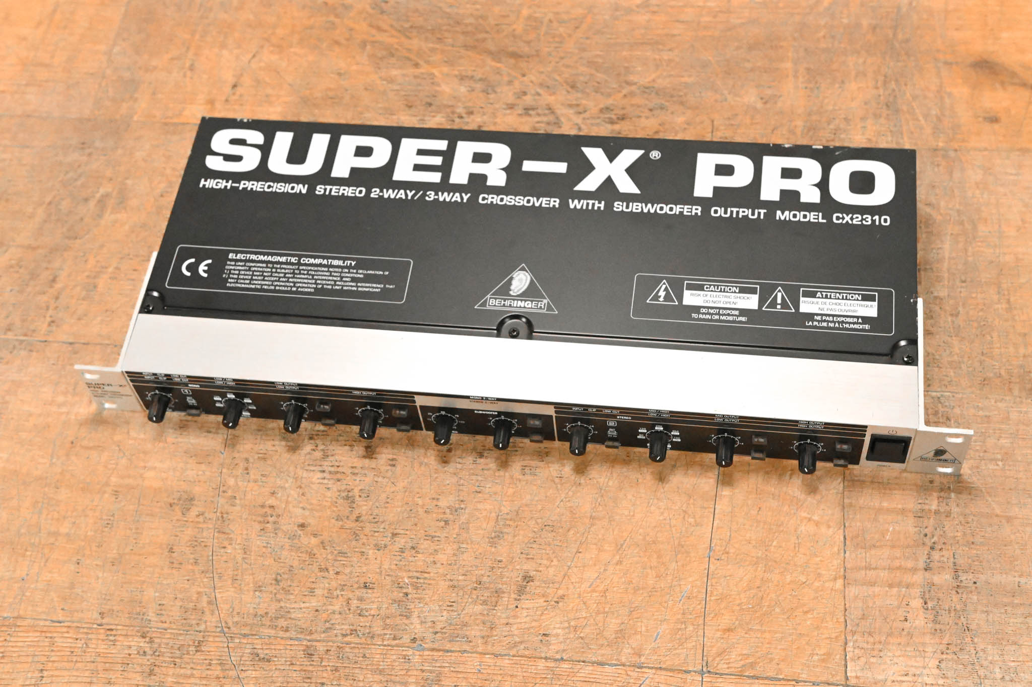 Behringer SUPER-X PRO CX2310 Stereo 2-Way/Mono 3-Way Crossover