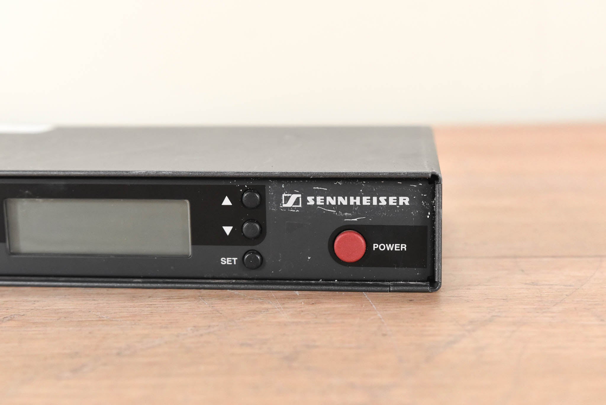 Sennheiser EM 100 Wireless Receiver - 630-662 MHz (NO POWER SUPPLY)