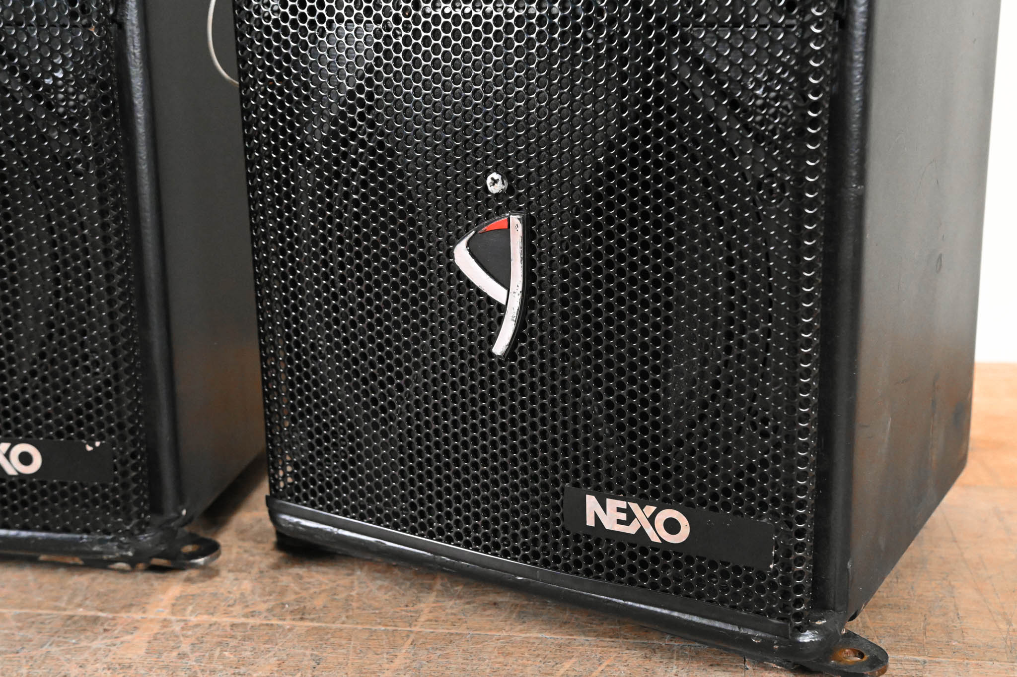 NEXO GEO S805 Compact High-Output Array Module (PAIR)