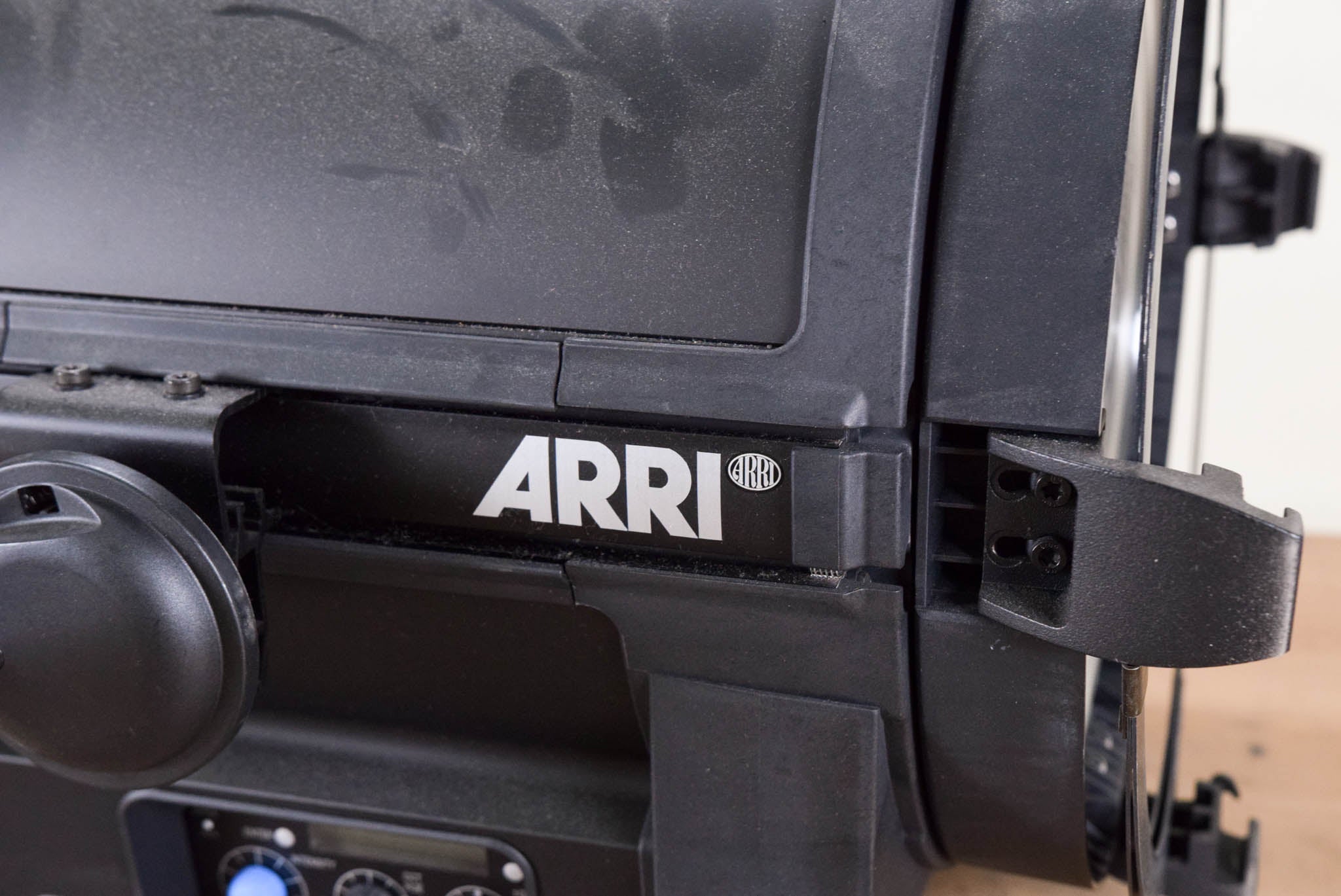 ARRI L10-C Color LED Pole-Operated Fresnel (NO POWER SUPPLY)