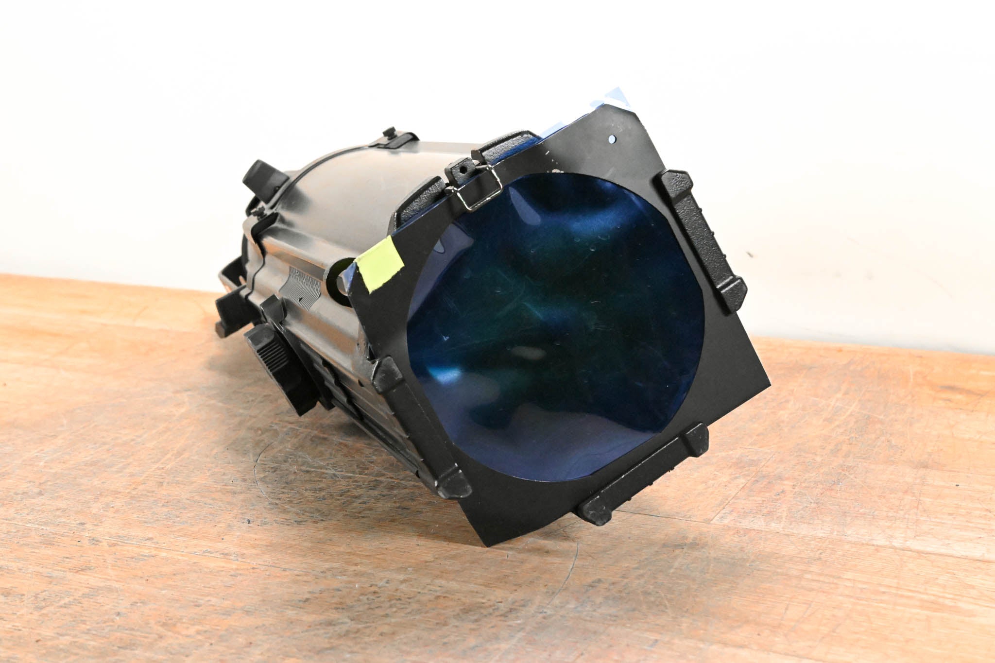 ETC Source Four Zoom 15-30 Degree 750 Ellipsoidal Light