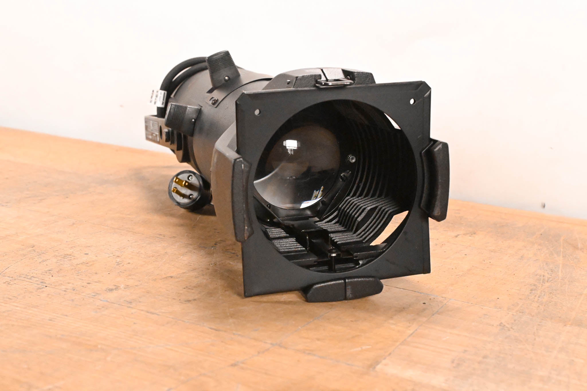 ETC Source Four Jr 25-50 Degree Zoom 575 Ellipsoidal Light