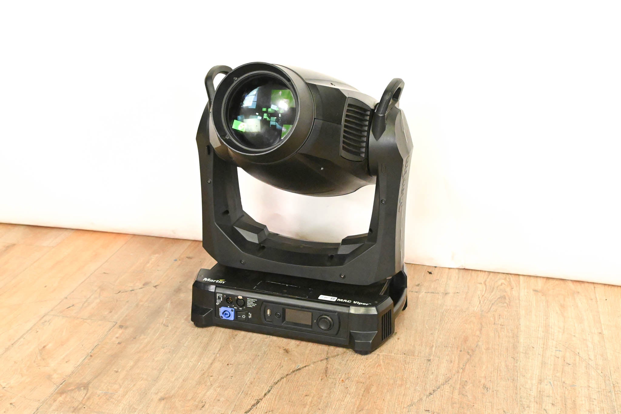 Martin MAC Viper Profile High Output Discharge-Based Moving Light