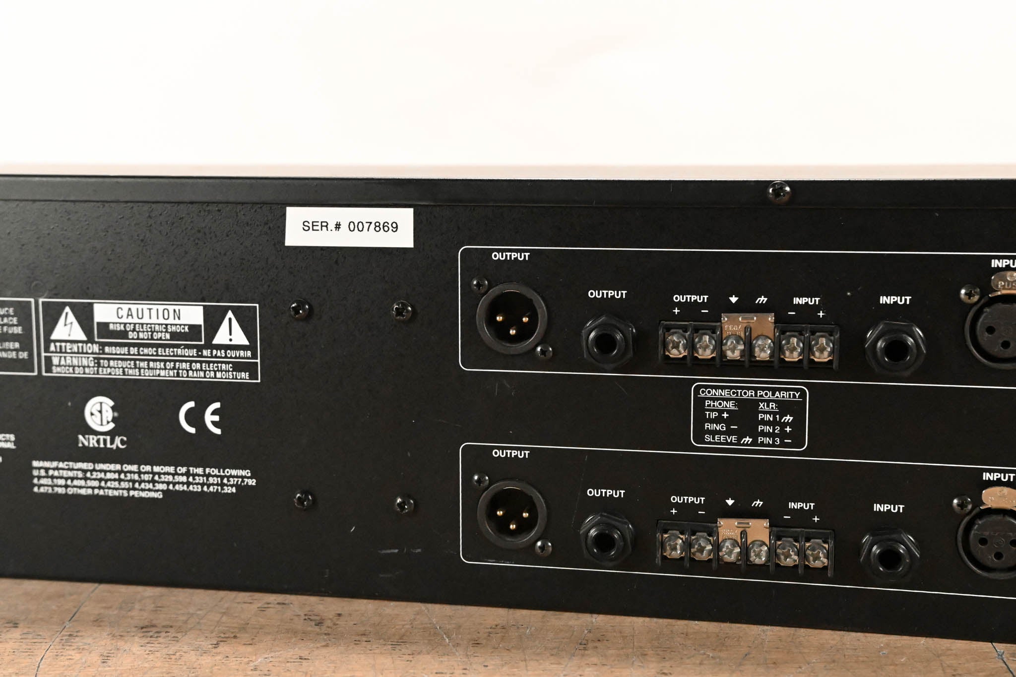 dbx 1231 Dual-Channel 31-Band Graphic Equalizer