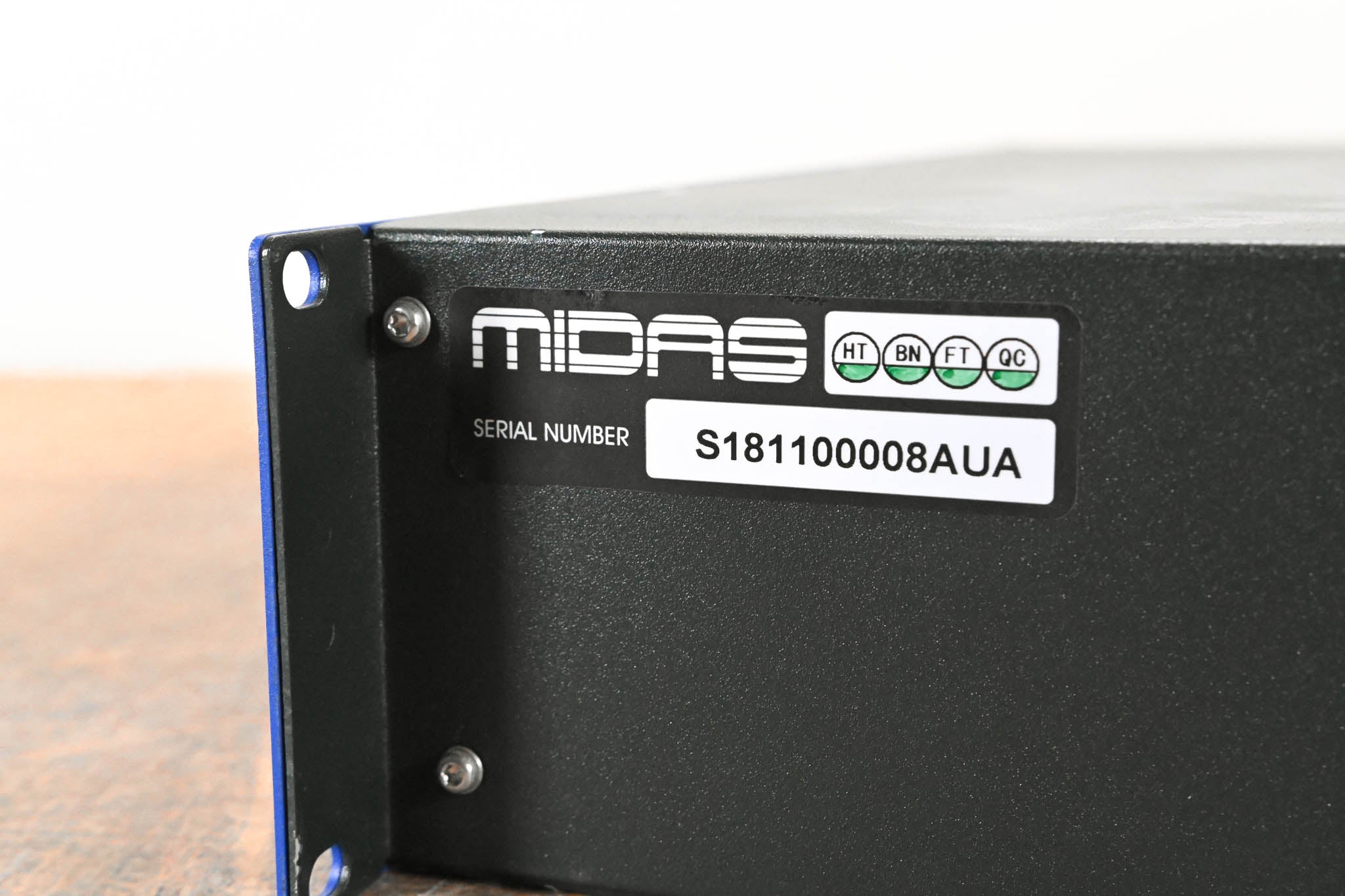 Midas DL152 PRO Series 24-Output Stage Box