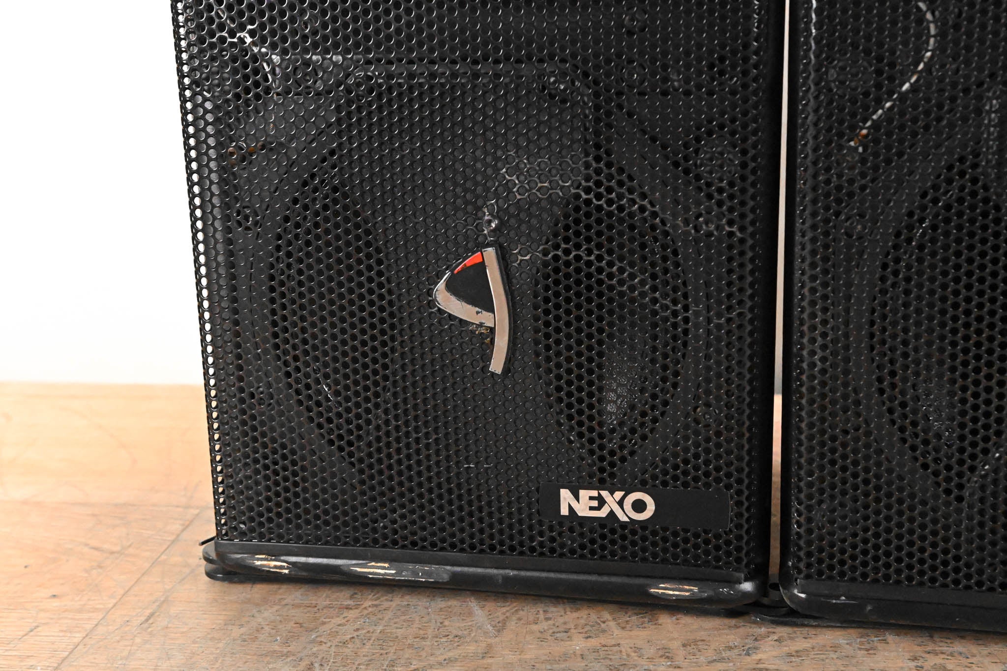 NEXO GEO S805 Compact High-Output Array Module (PAIR)