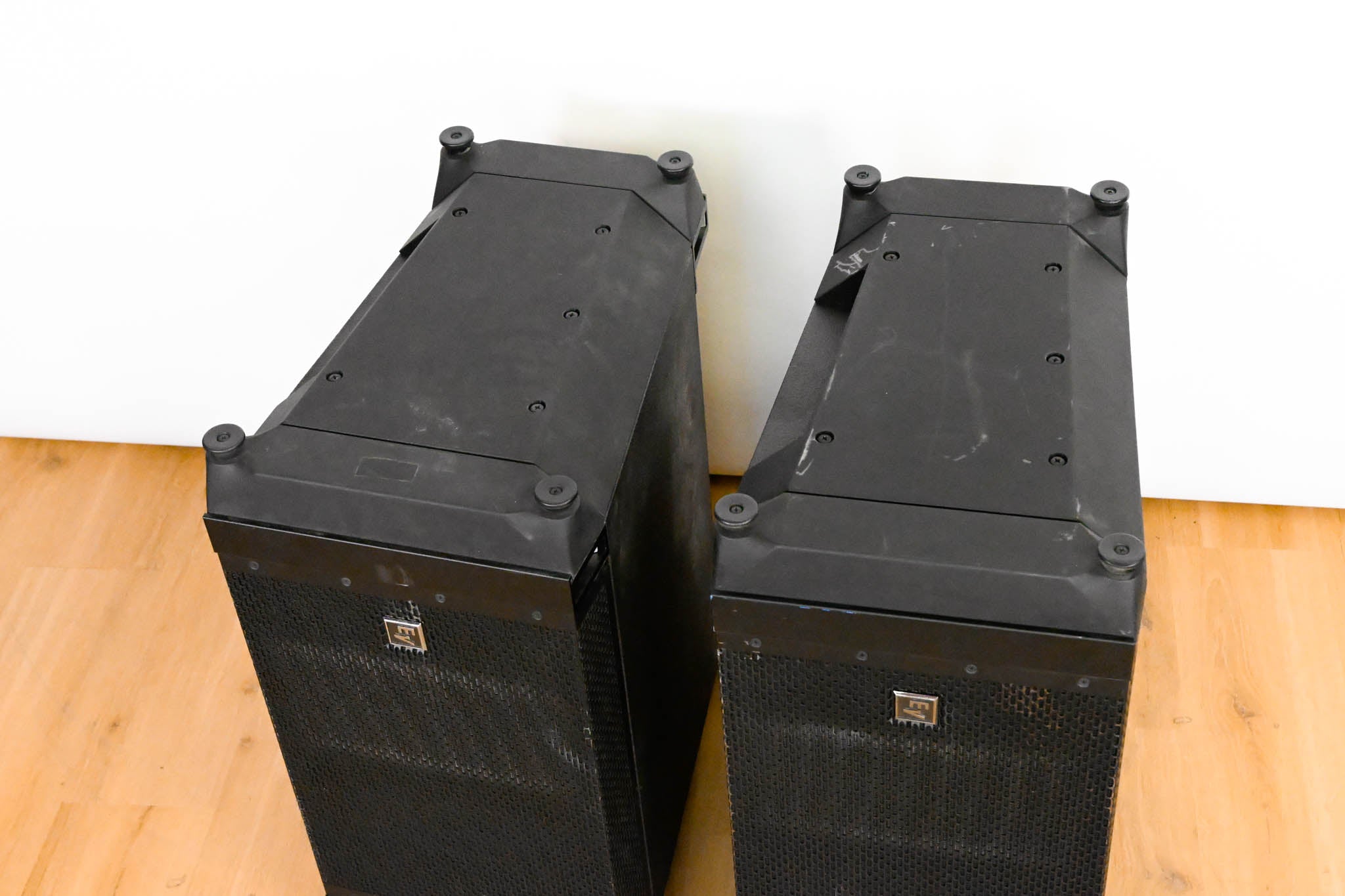Electro-Voice (EV) X2-212/90 12" Vertical Line Array Loudspeaker (PAIR)