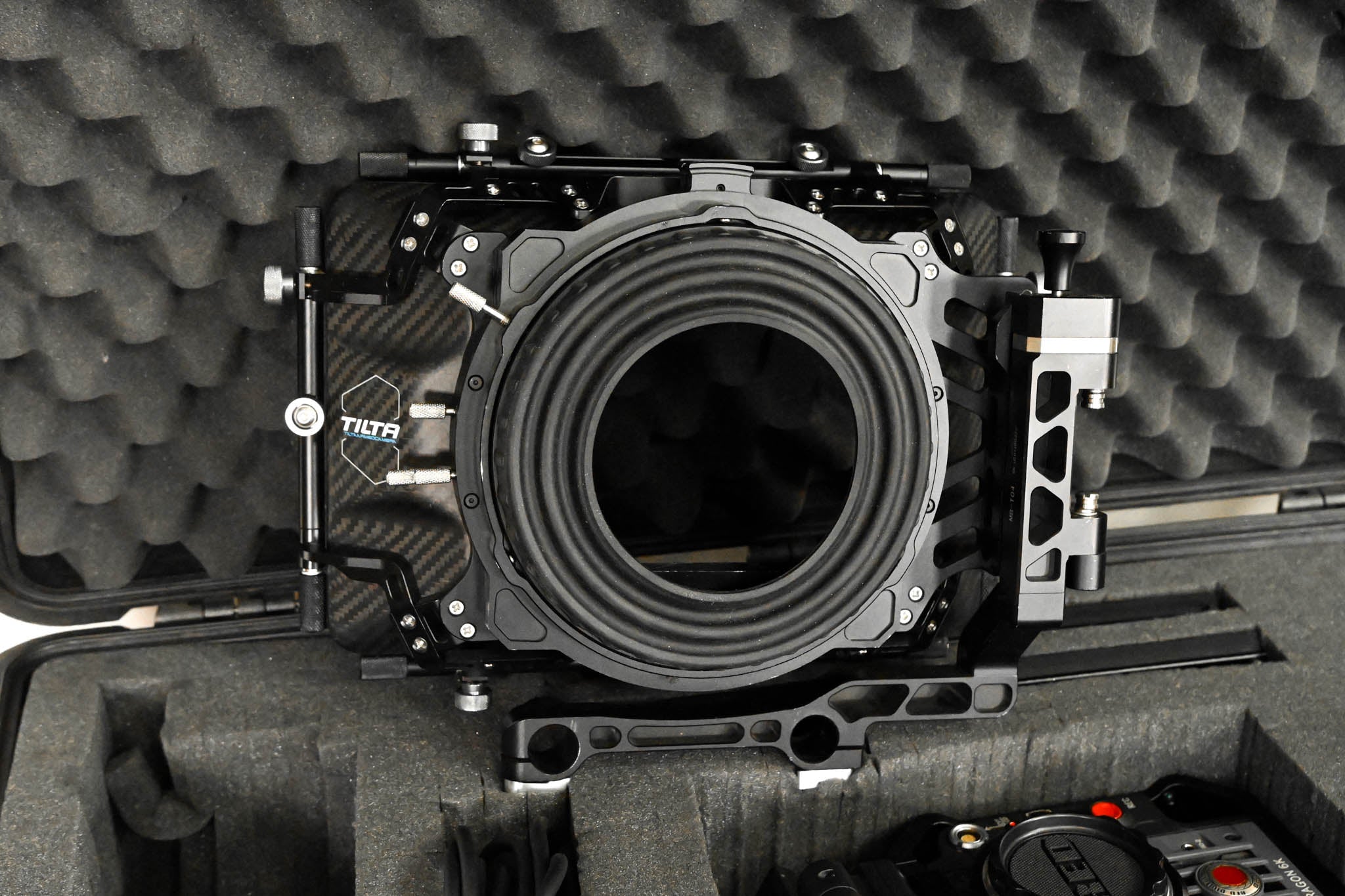RED Digital Cinema Scarlet-X Dragon 6K DSMC2 Canon EF Mount Kit