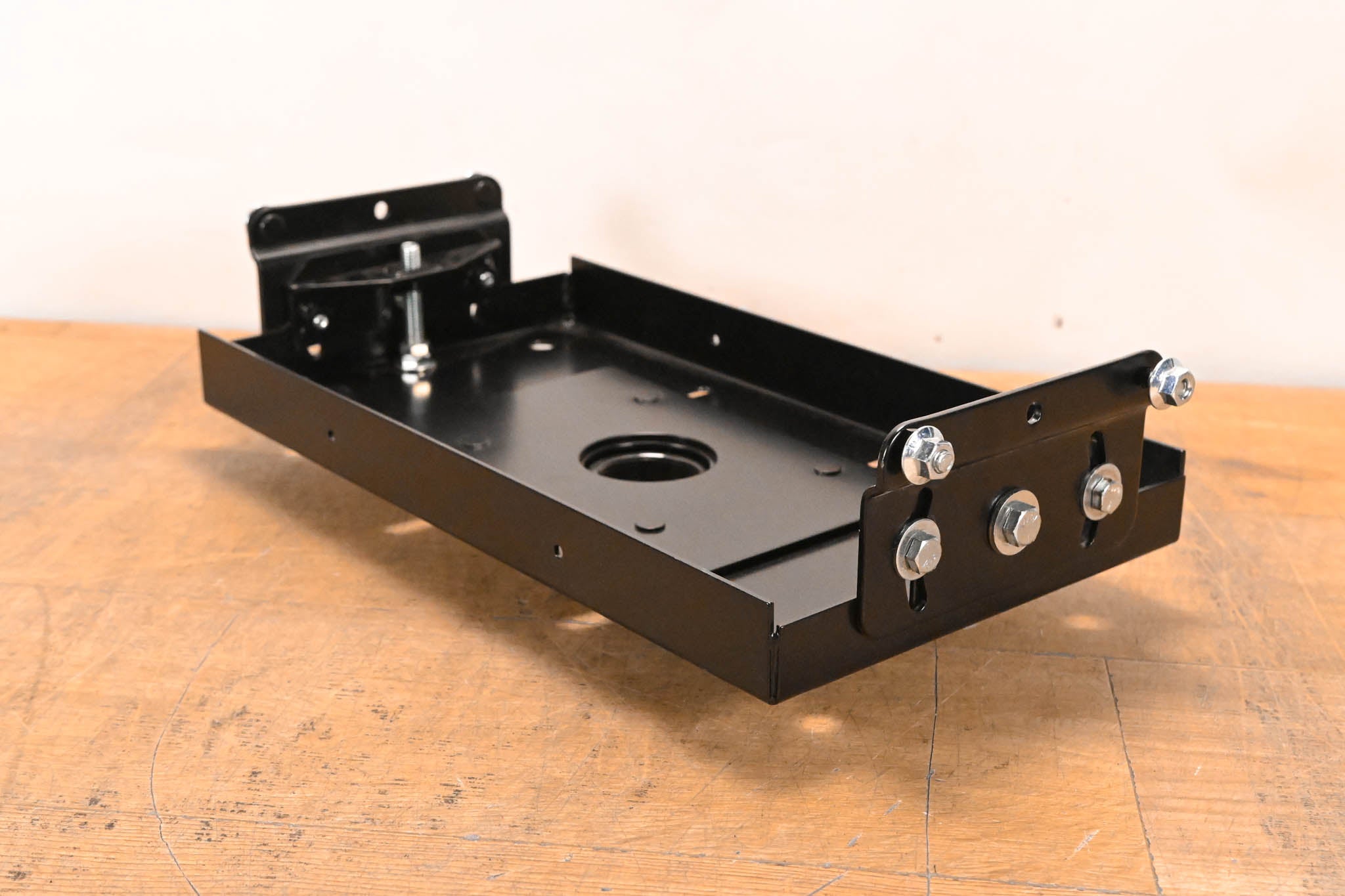 Chief VCM-20 Heavy Duty LCD/CRT Projector Ceiling Mount