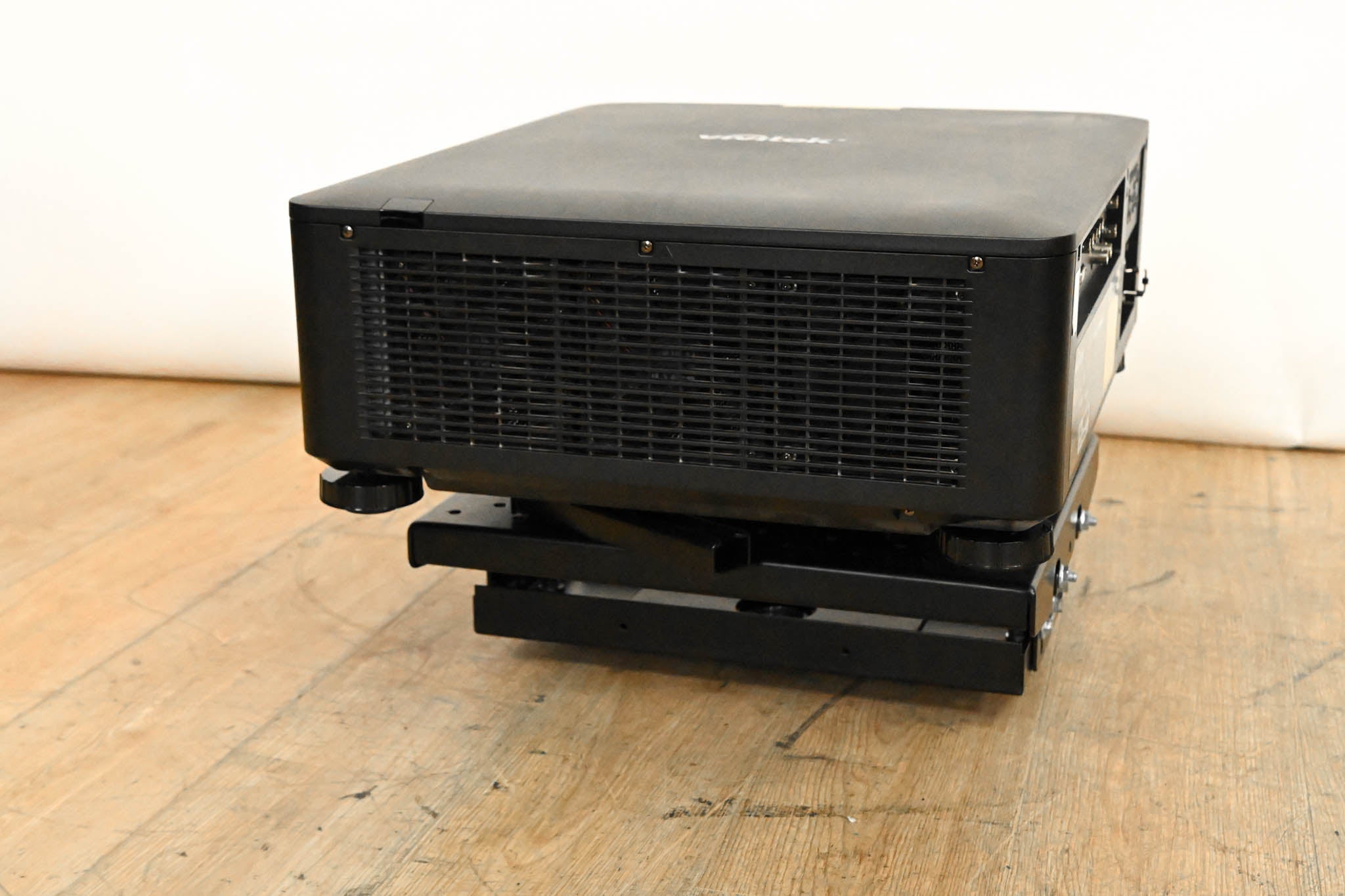 Vivitek DU8190Z-BK 10,000-Lumen WUXGA Large Venue DLP Projector