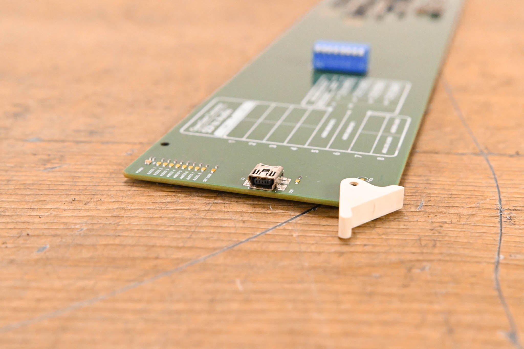 Blackmagic Design OpenGear Converter - SDI to Audio