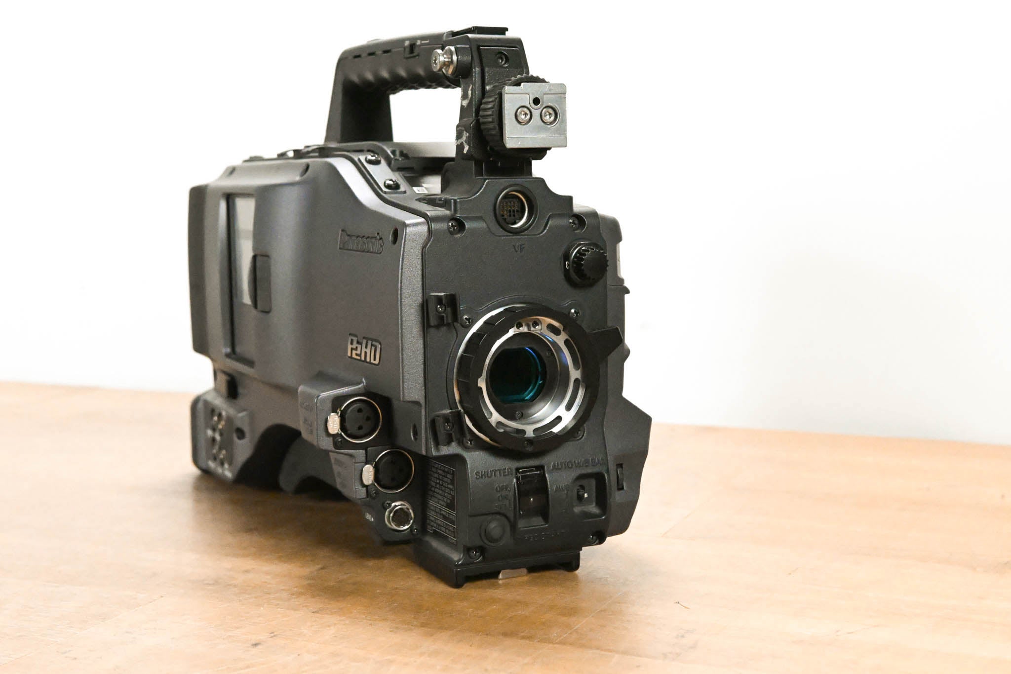 Panasonic AG-HPX500P 2/3" Shoulder-Mounted P2HD Camcorder