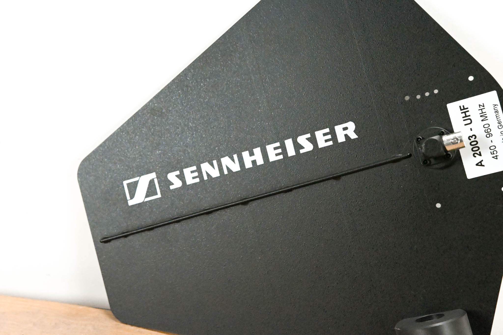 Sennheiser A 2003-UHF Passive Directional Antenna
