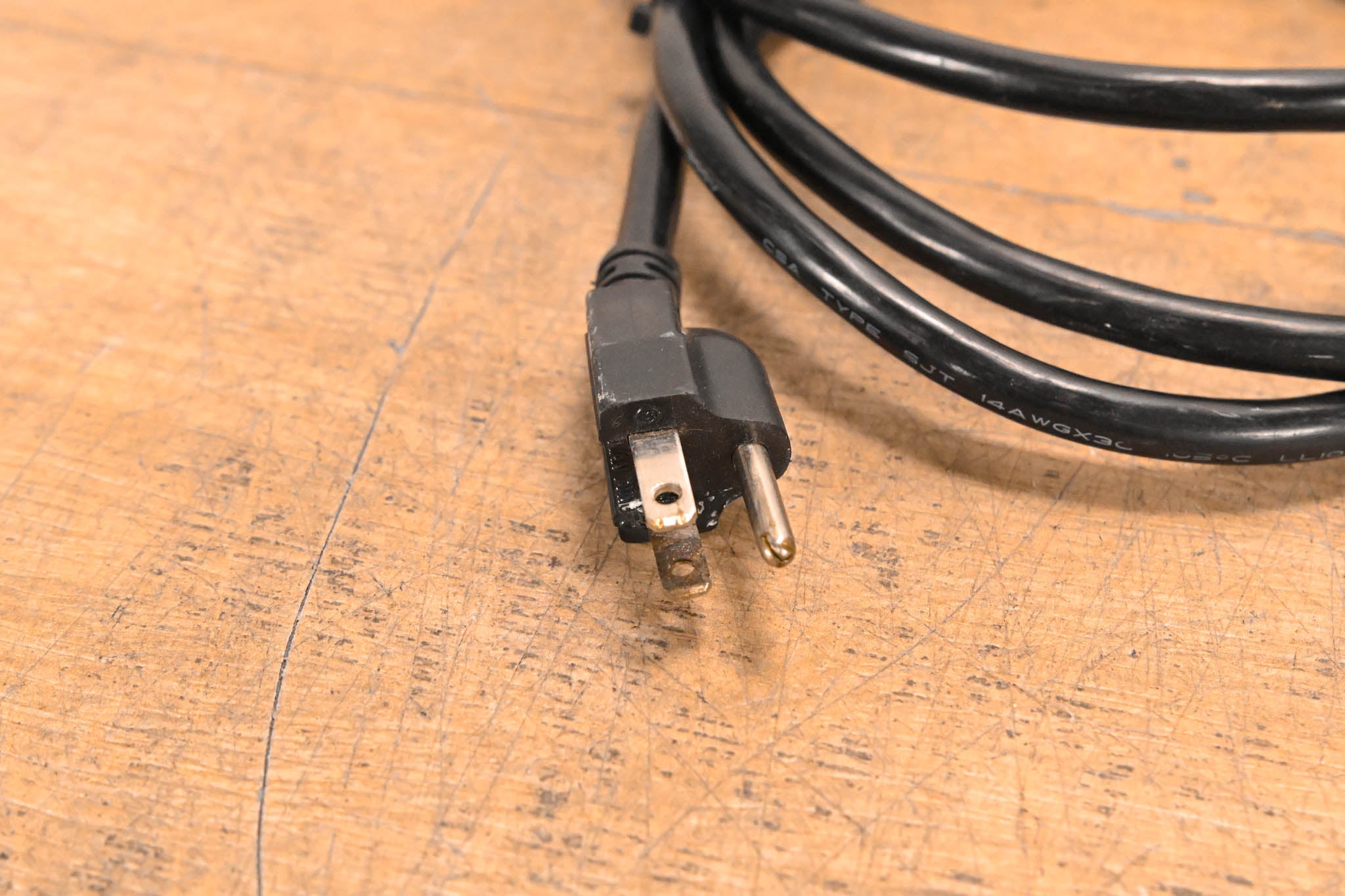 Furman RackRider RR-15PLUS 1RU Power Conditioner w/ Lights + V-Meter