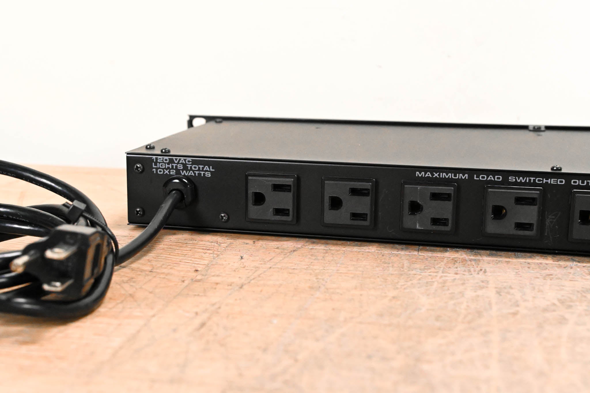 Juice Goose Zilla Power 8 Power Distribution Unit