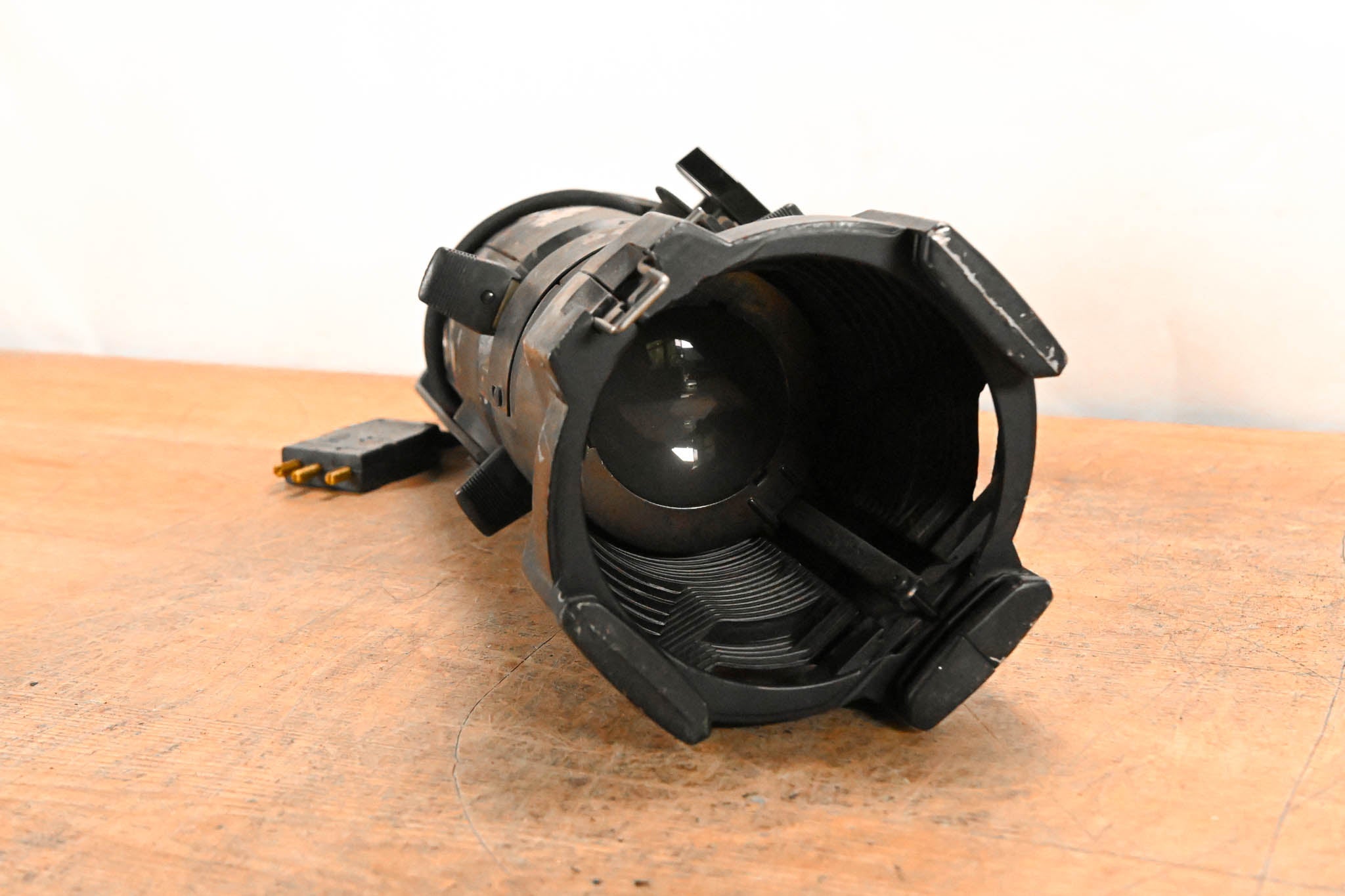 ETC Source Four Jr 26 Degree 575 Ellipsoidal Light