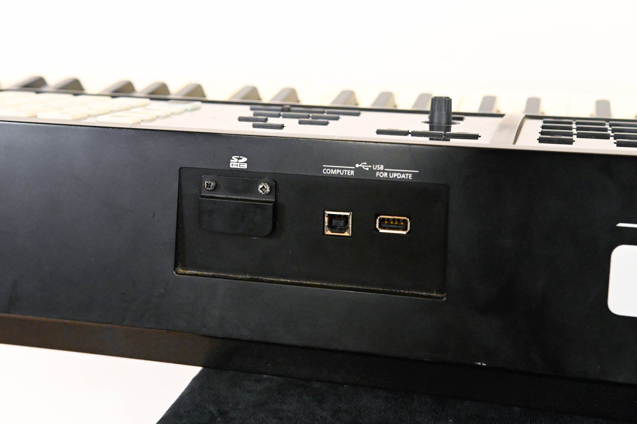 Roland FA-08 88-Key Music Workstation (NO POWER SUPPLY)