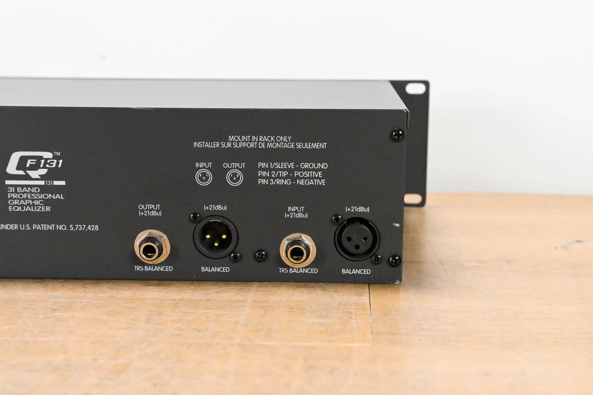 Peavey QF 131 31-Band Graphic Equalizer