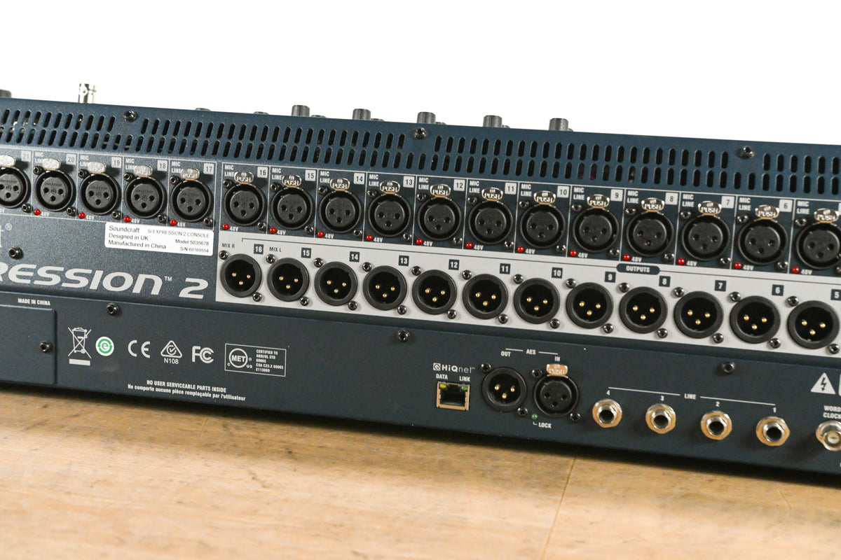 Soundcraft Si Expression 2 24-Channel Digital Audio Mixer