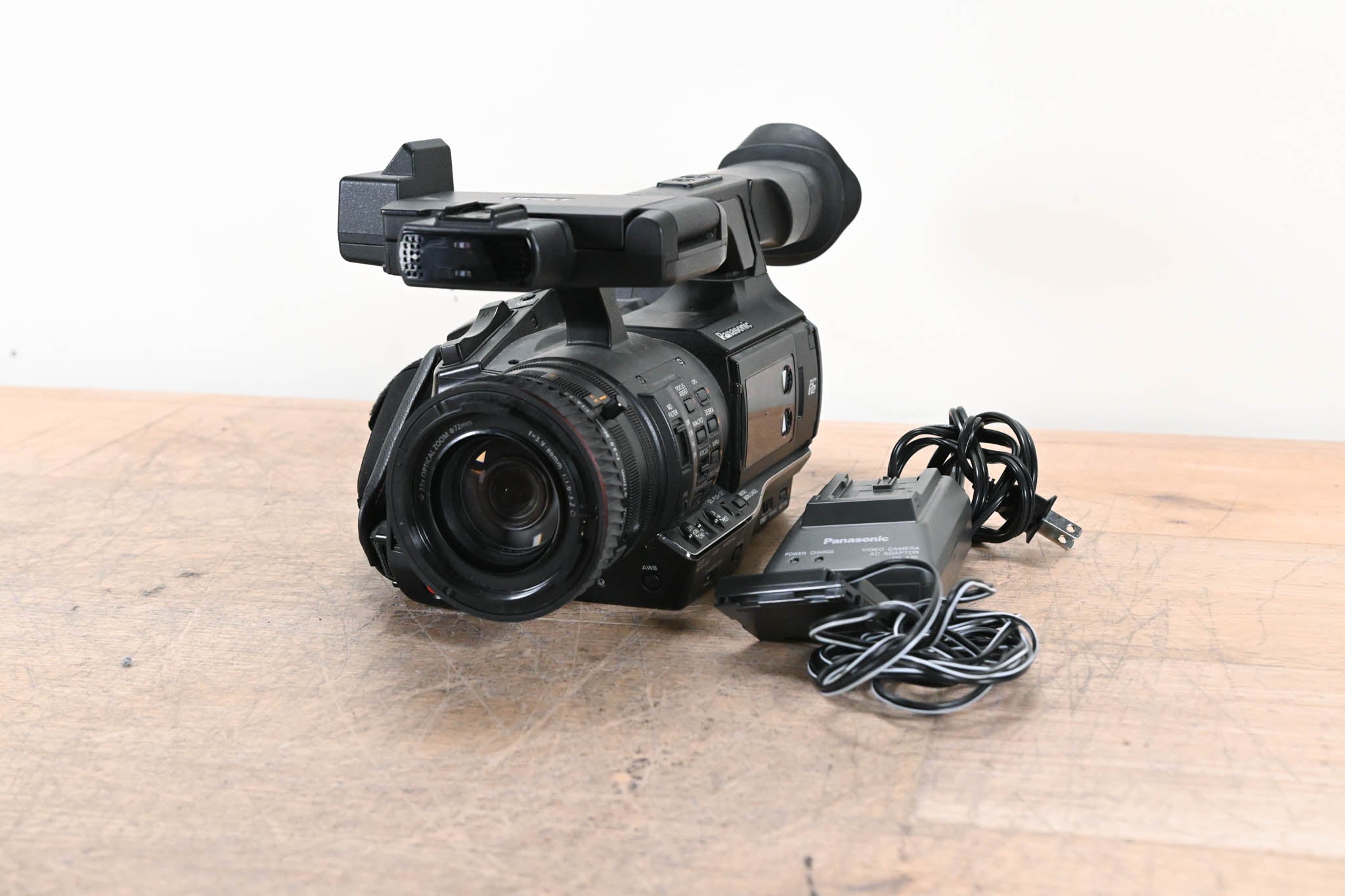 Panasonic AJ-PX270 microP2 AVC-ULTRA Handheld HD Camcorder