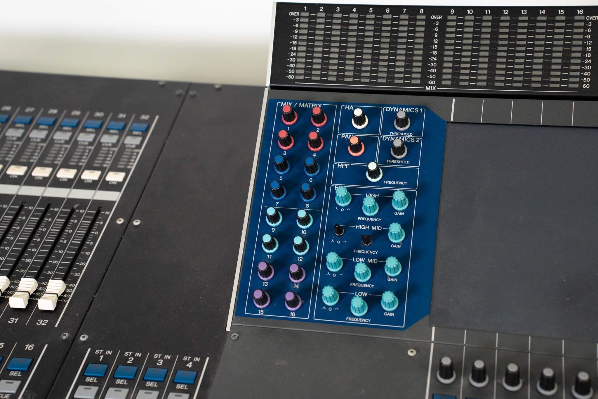 Yamaha M7CL-32 32-Channel Digital Audio Mixing Console