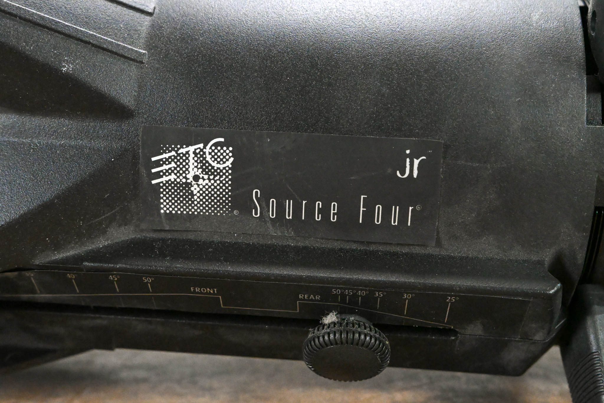 ETC Source Four Jr 25-50 Degree Zoom 575 Ellipsoidal Light