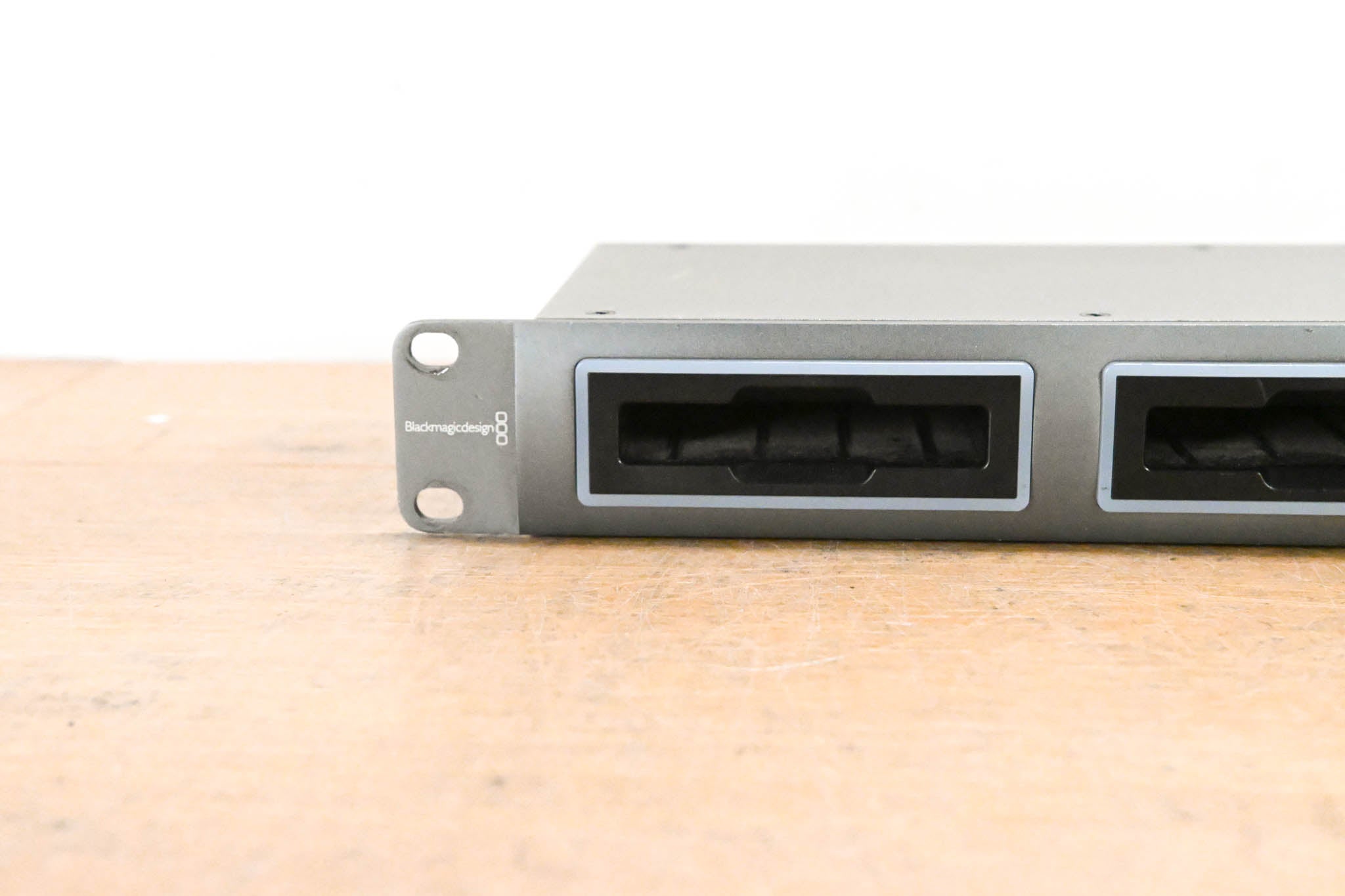 Blackmagic Design HyperDeck Studio 2