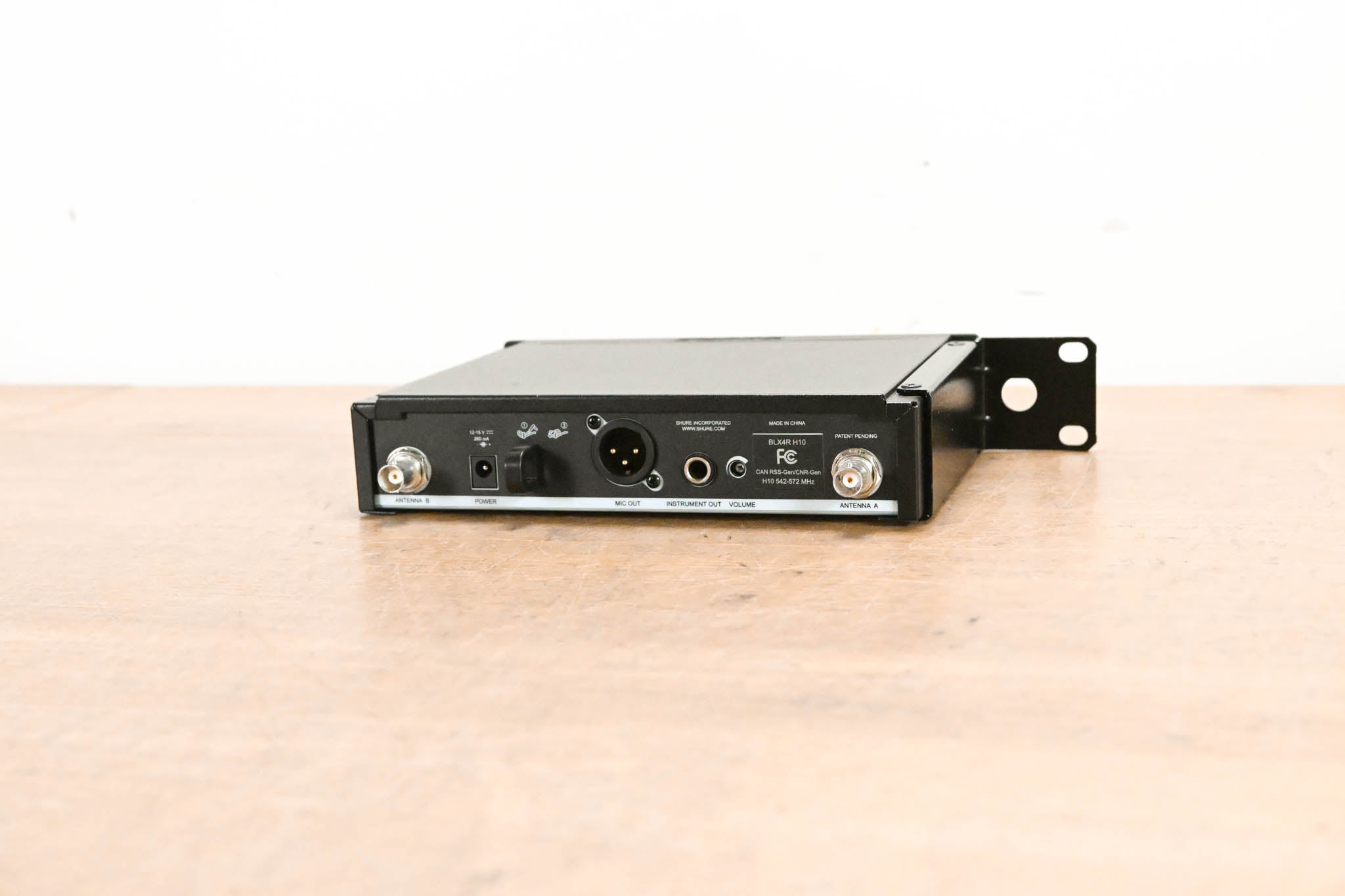 Shure BLX24R/B58 Handheld Wireless System - H10 Band (NO POWER SUPPLY)