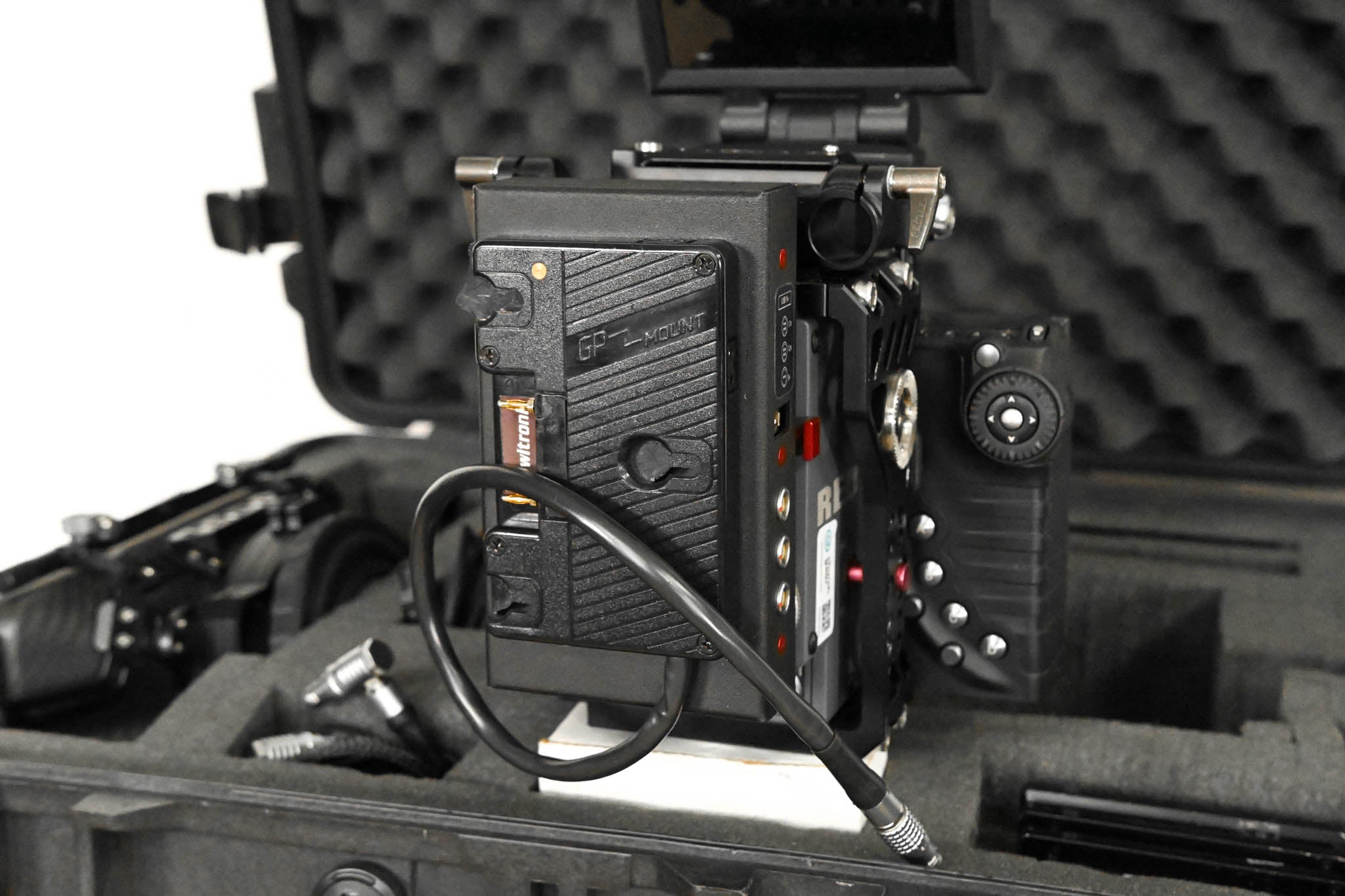 RED Digital Cinema Scarlet-X Dragon 6K DSMC2 Canon EF Mount Kit