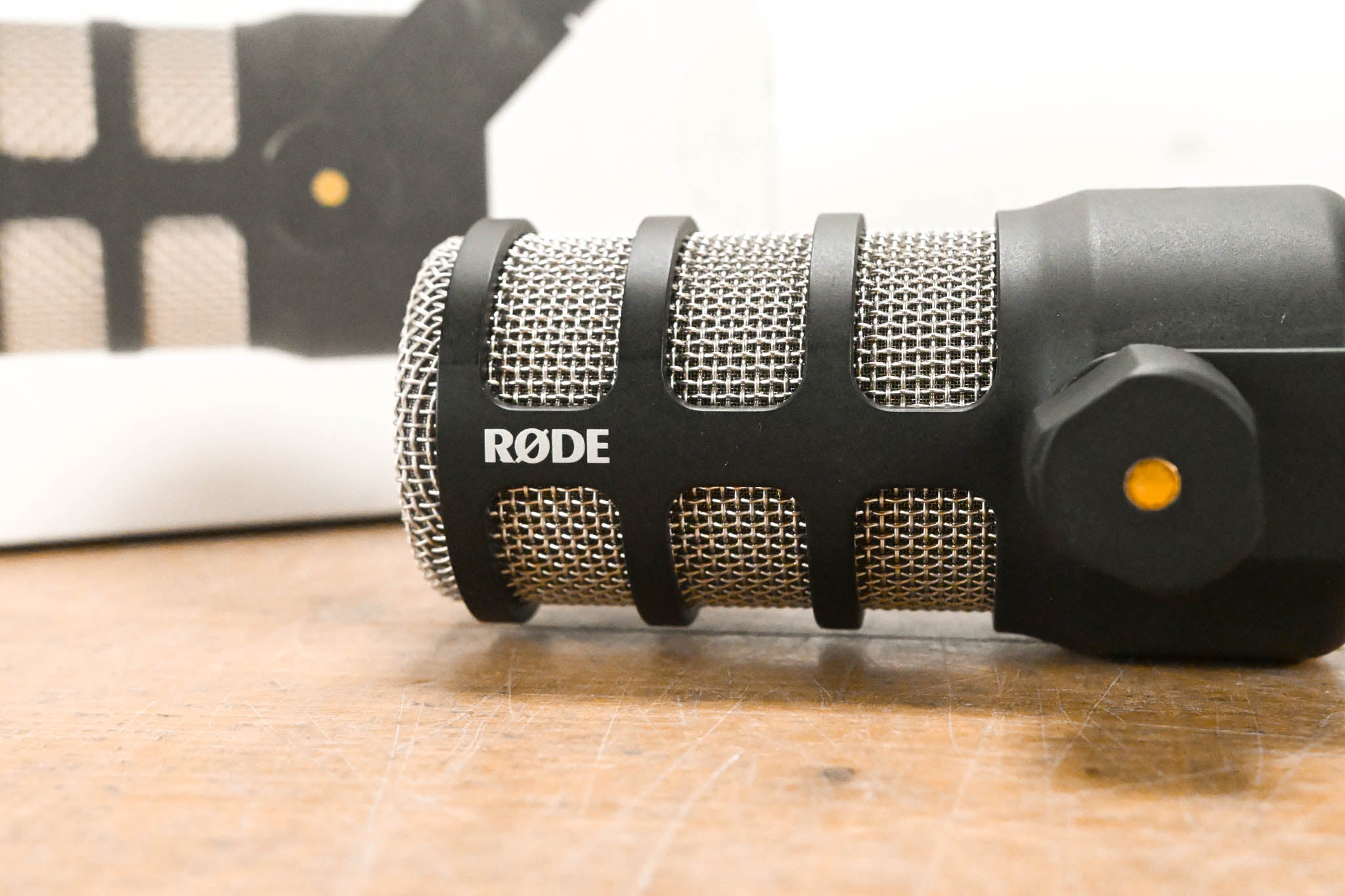 RØDE PodMic Dynamic Podcasting Microphone