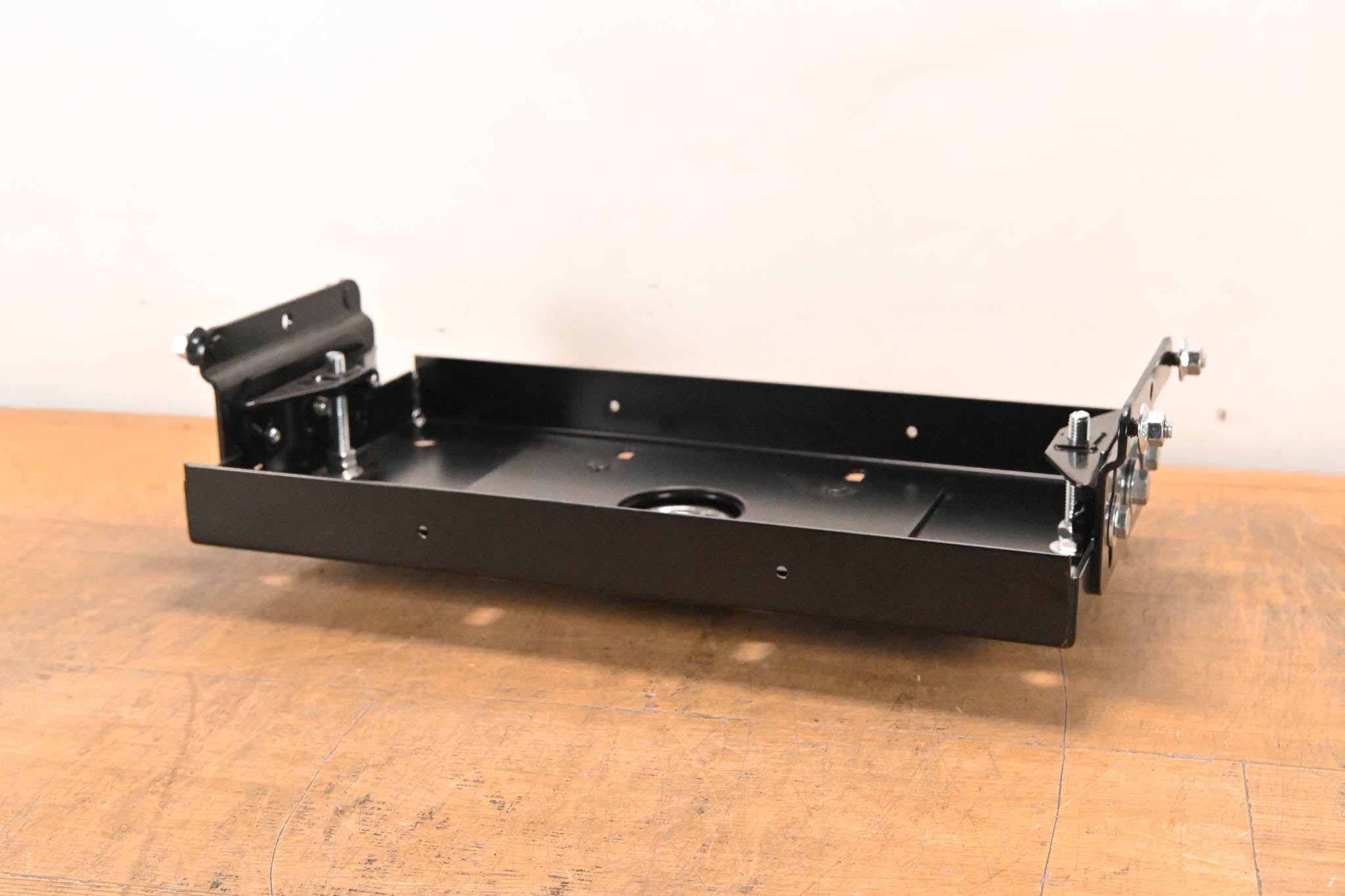 Chief VCM-20 Heavy Duty LCD/CRT Projector Ceiling Mount