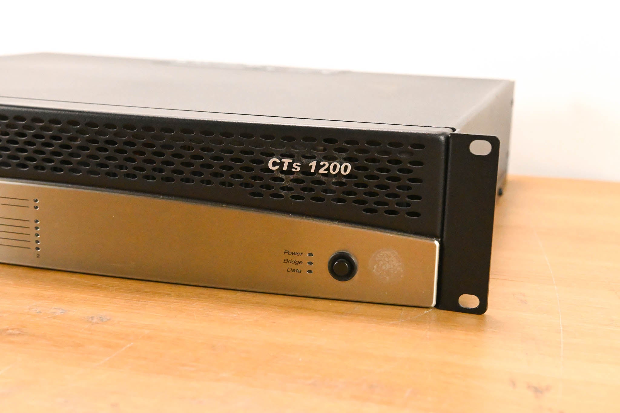 Crown CTs 1200 Two-Channel 600W Power Amplifier
