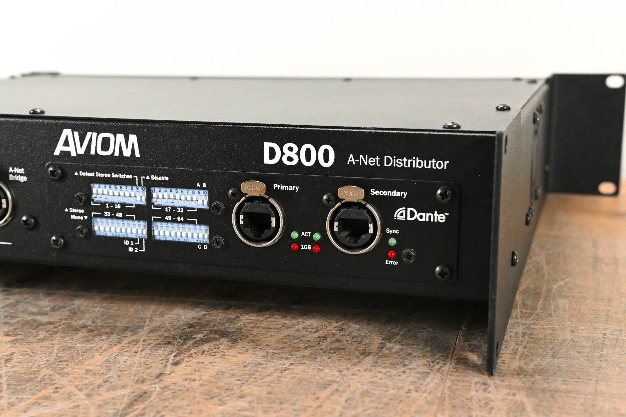 Aviom D800-Dante A-Net Distributor with Dante Connectivity