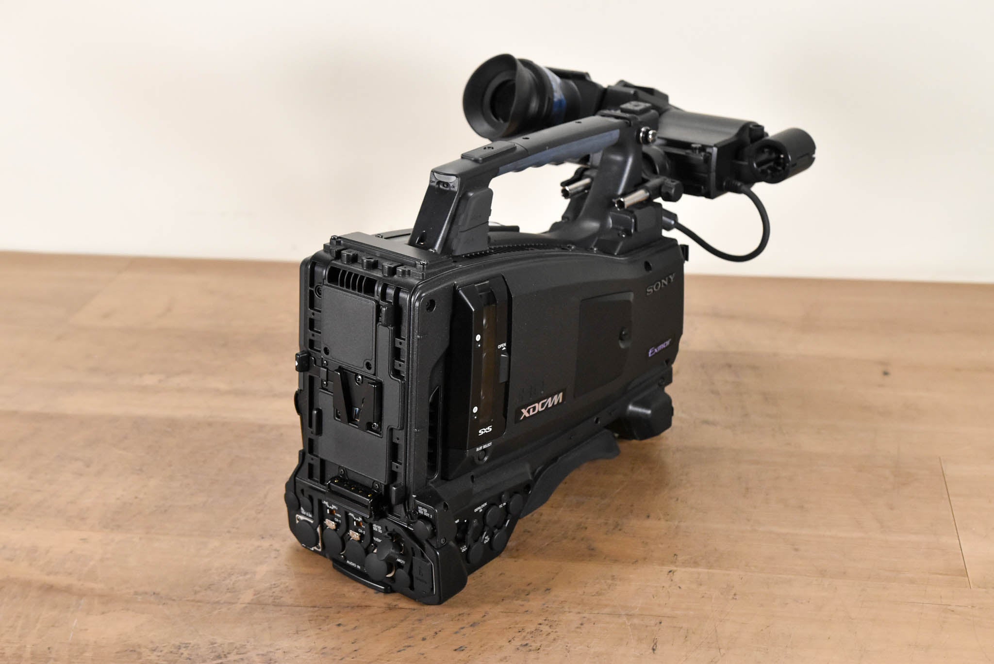 Sony PXW-X320 XDCAM Solid State Memory Camcorder