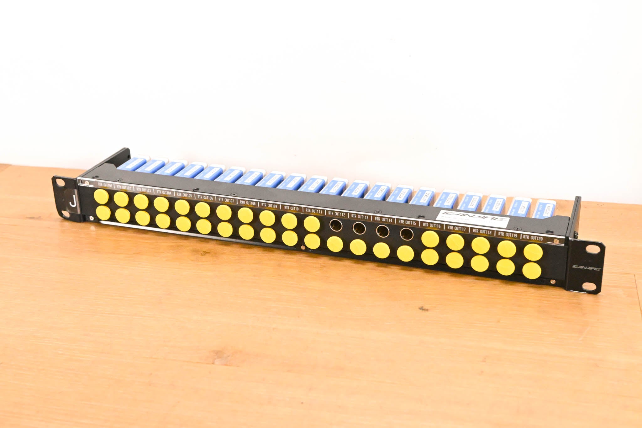 Canare 20DV 1U Normaled Video Patch Bay w/ DVJB-W 3G/HD-SDI Modules