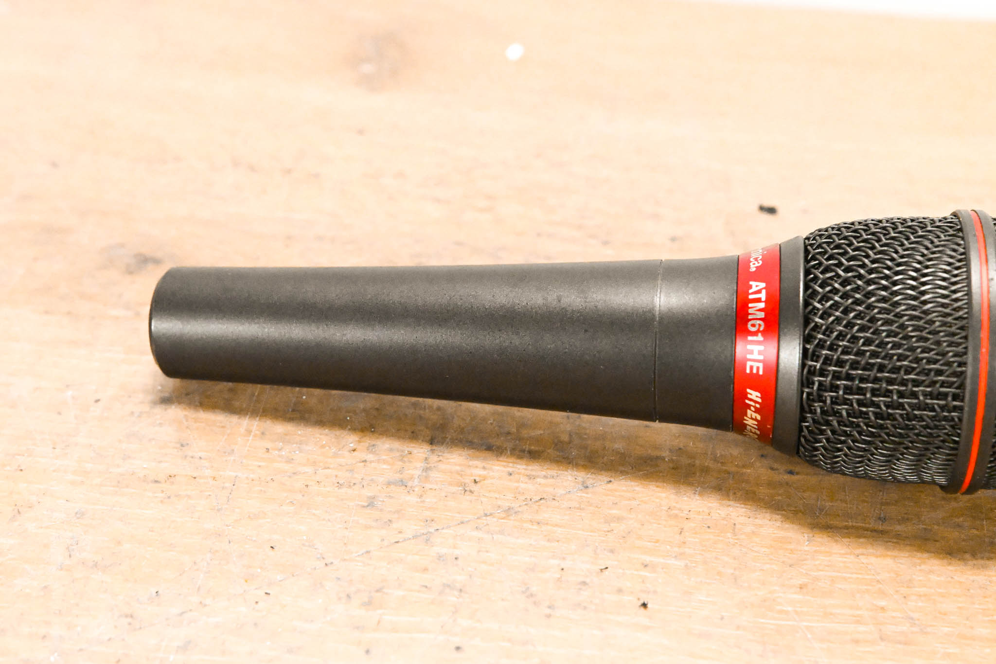 Audio-Technica ATM61HE Hypercardioid Dynamic Handheld Microphone