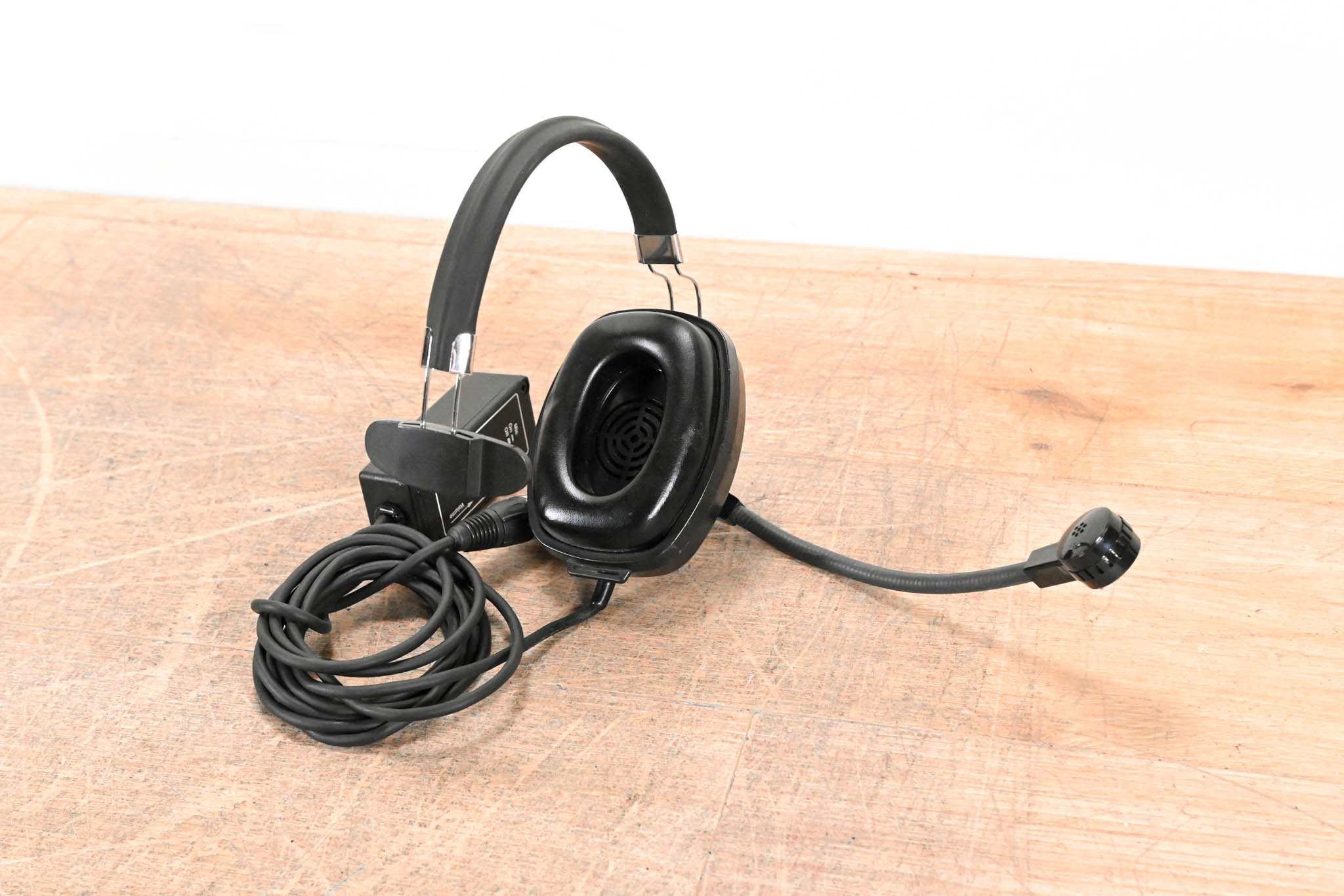 Clear-Com SMQ-1 Que-Com Single-Ear Headset and Beltpack System