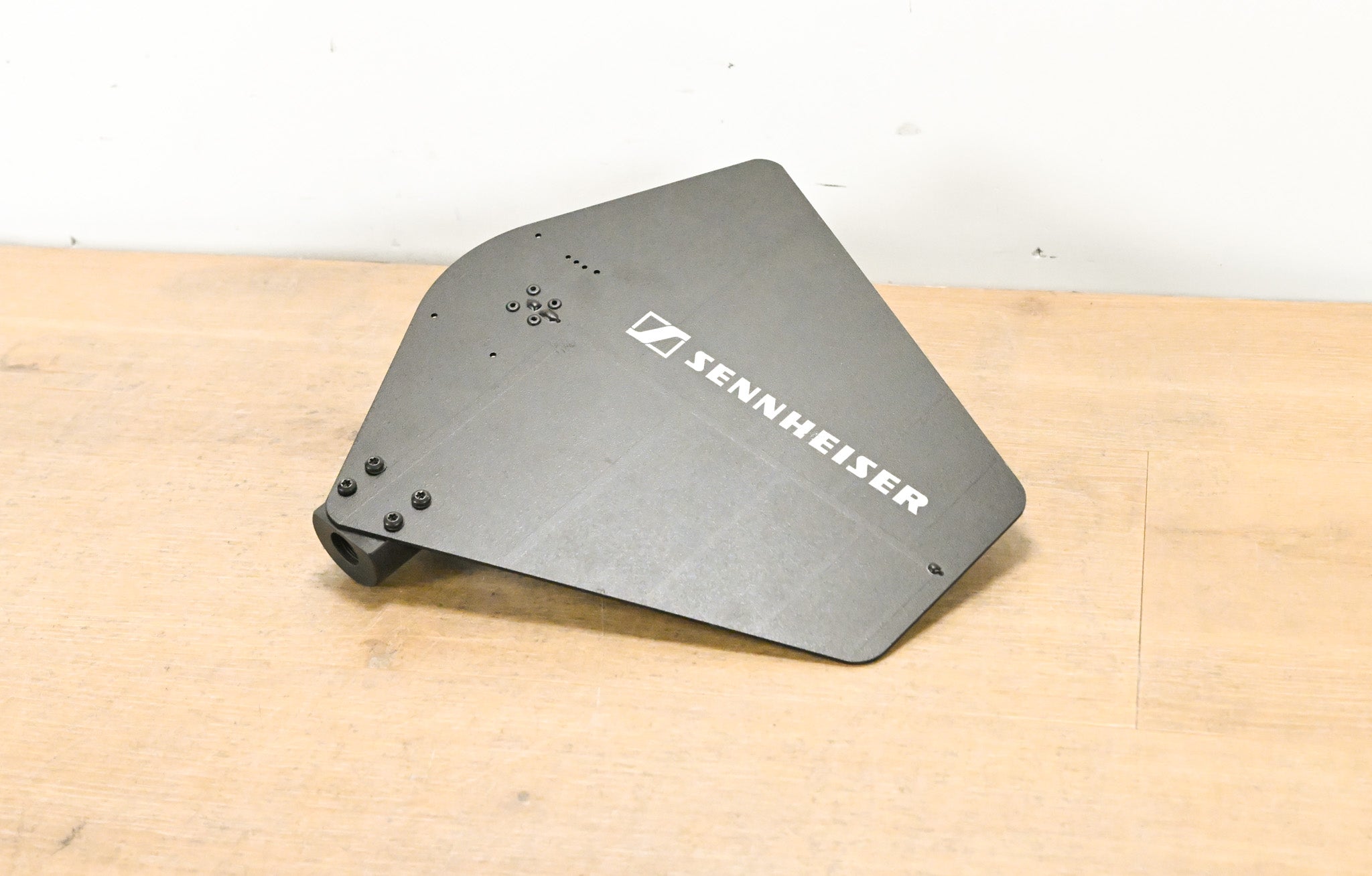 Sennheiser A-2003-UHF Passive Directional Antenna - 450-960 MHz