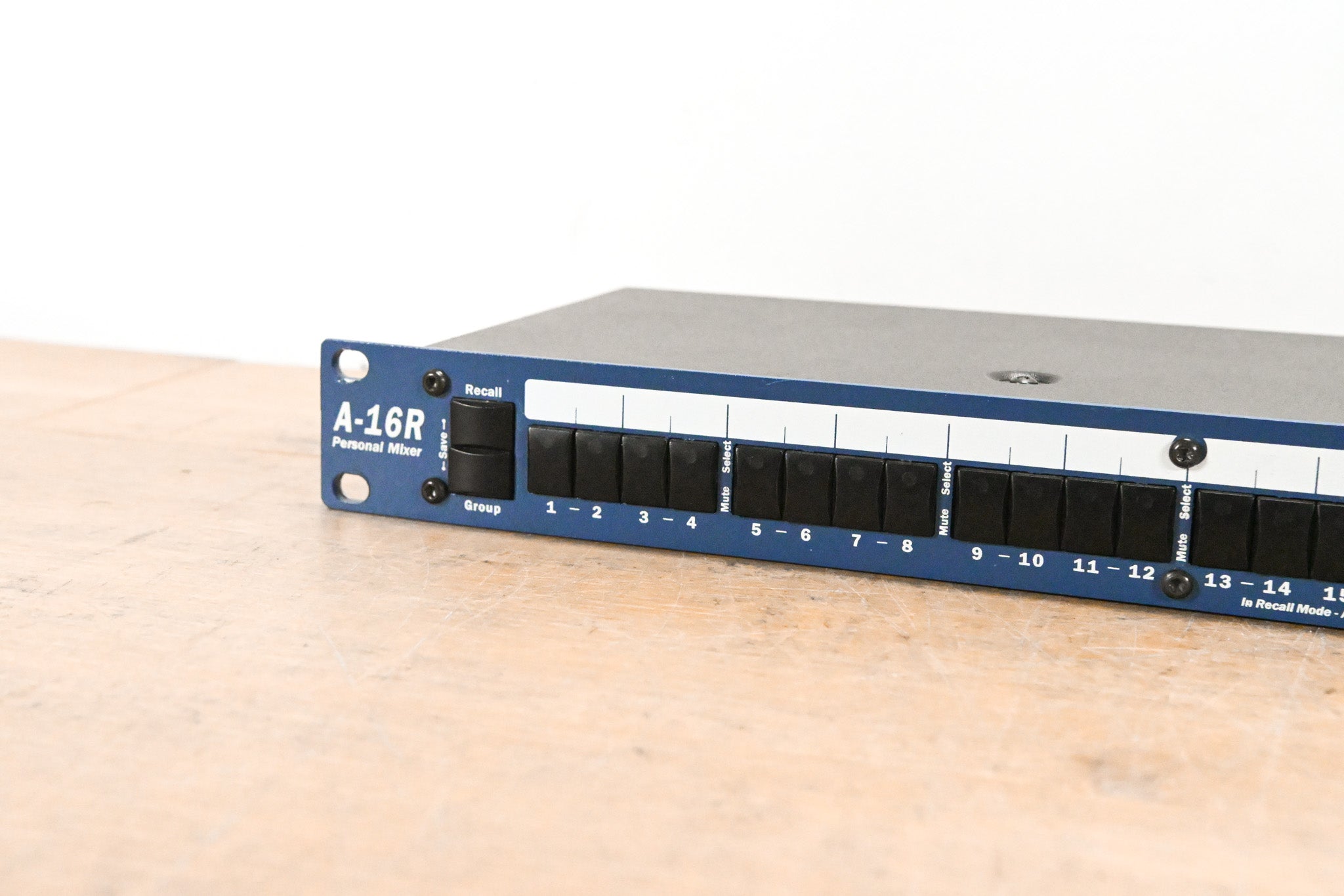 Aviom A-16R Rack-Mounted Personal Mixer