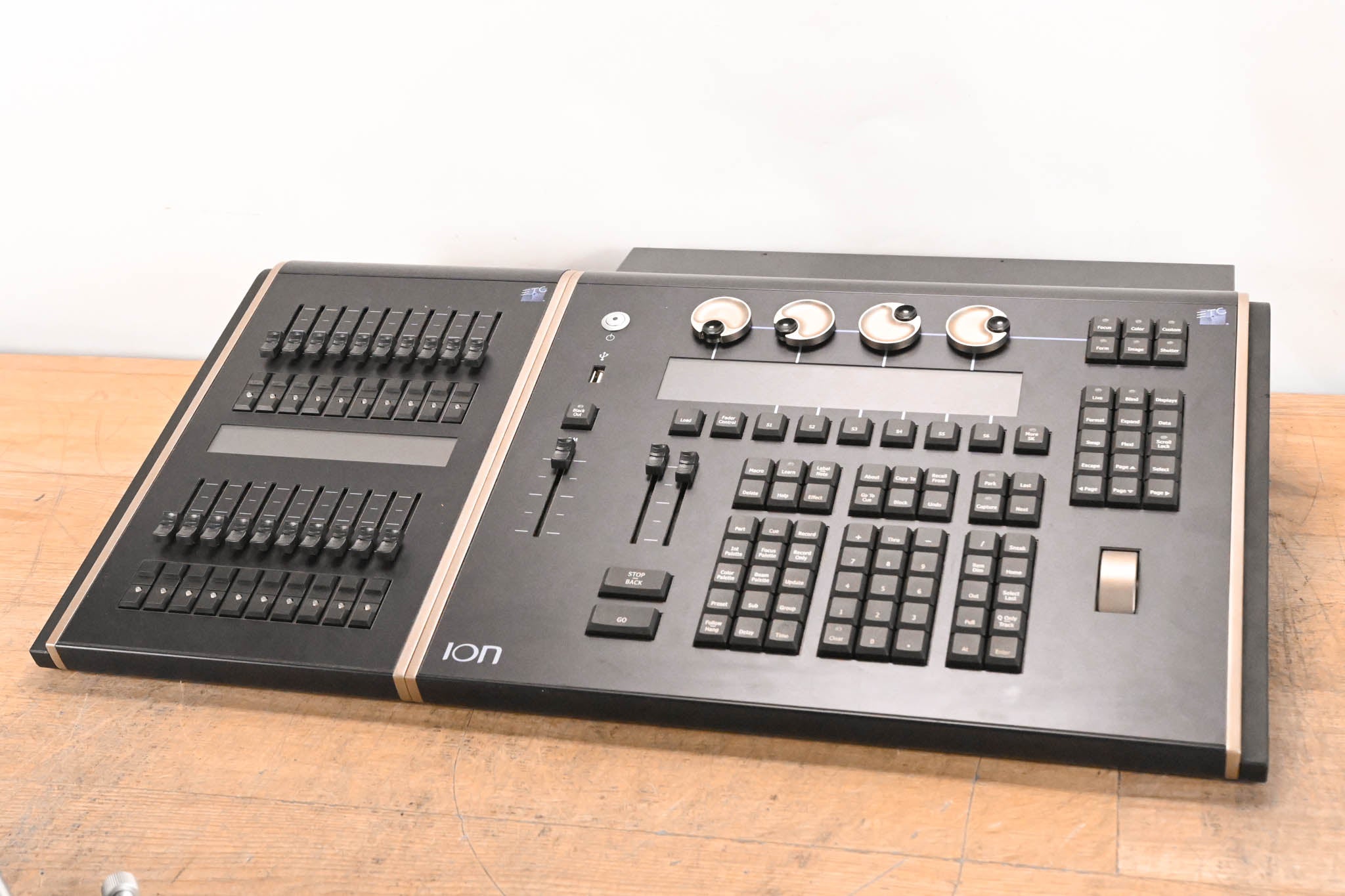 ETC ION 1000 Lighting Console with ETC 2x10 Universal Fader Wing