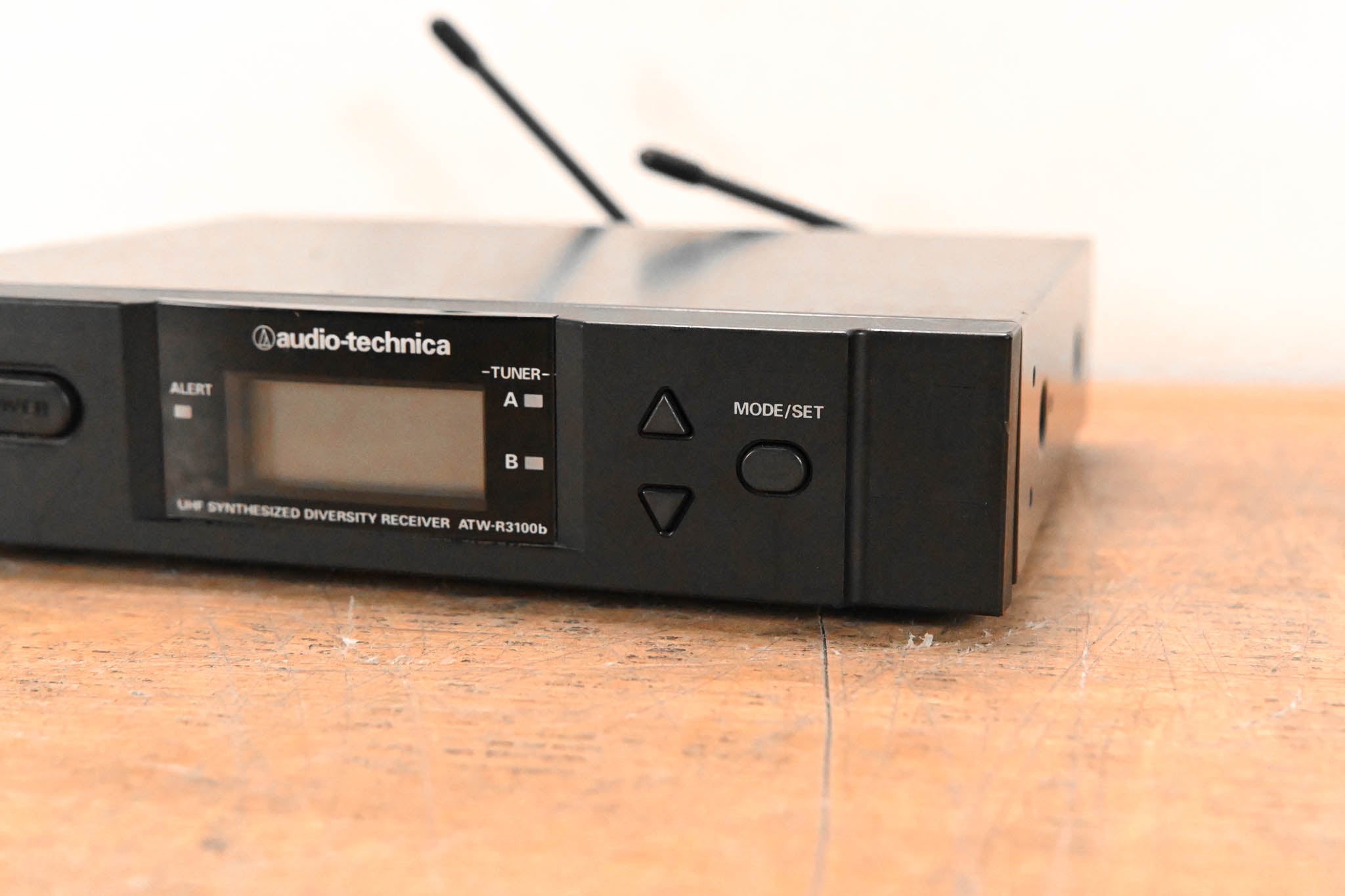 Audio-Technica ATW-R3100bC Wireless Receiver - 541-566 MHz (NO PSU)