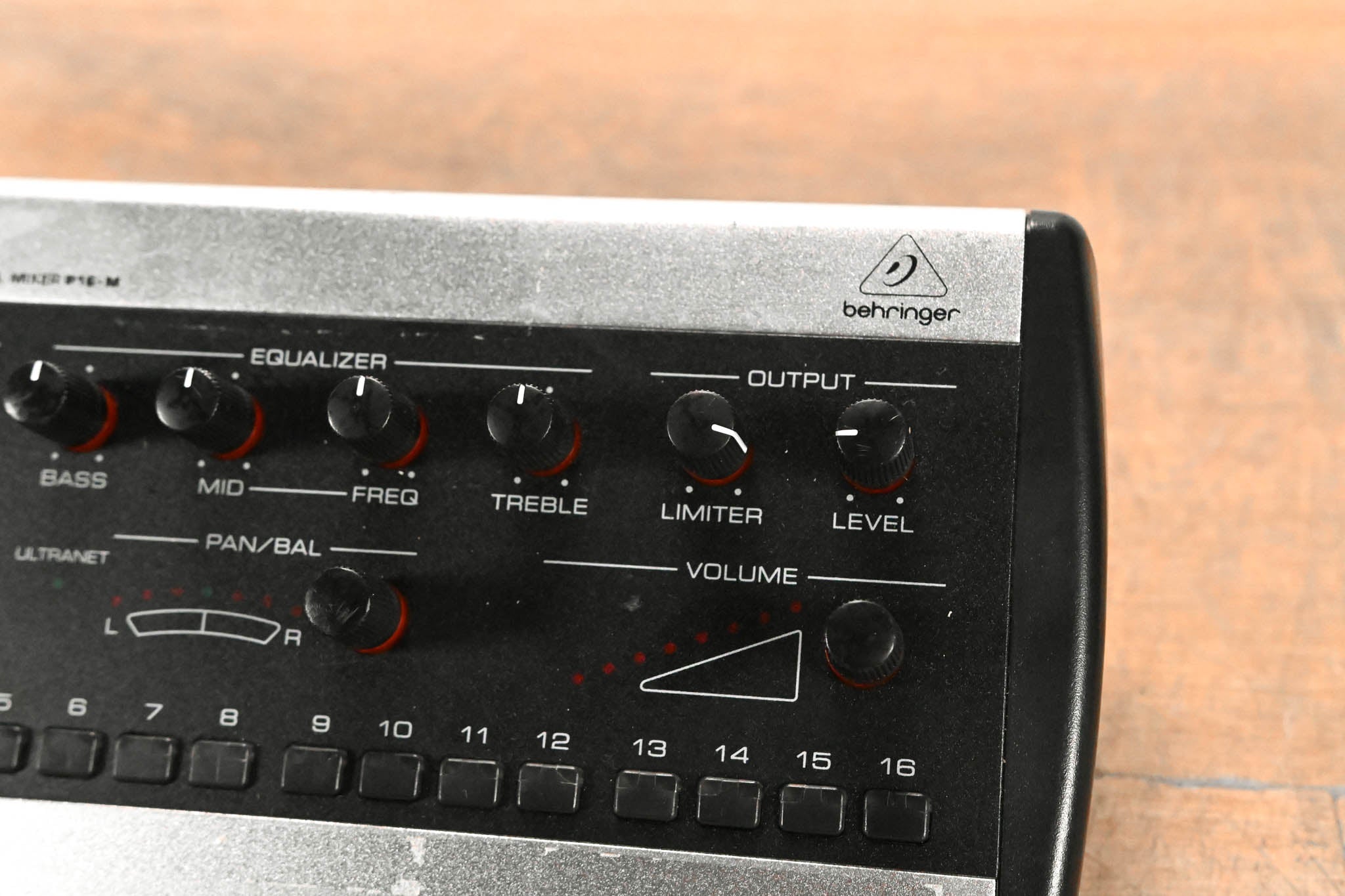 Behringer Powerplay P16-M 16-Channel Digital Personal Mixer