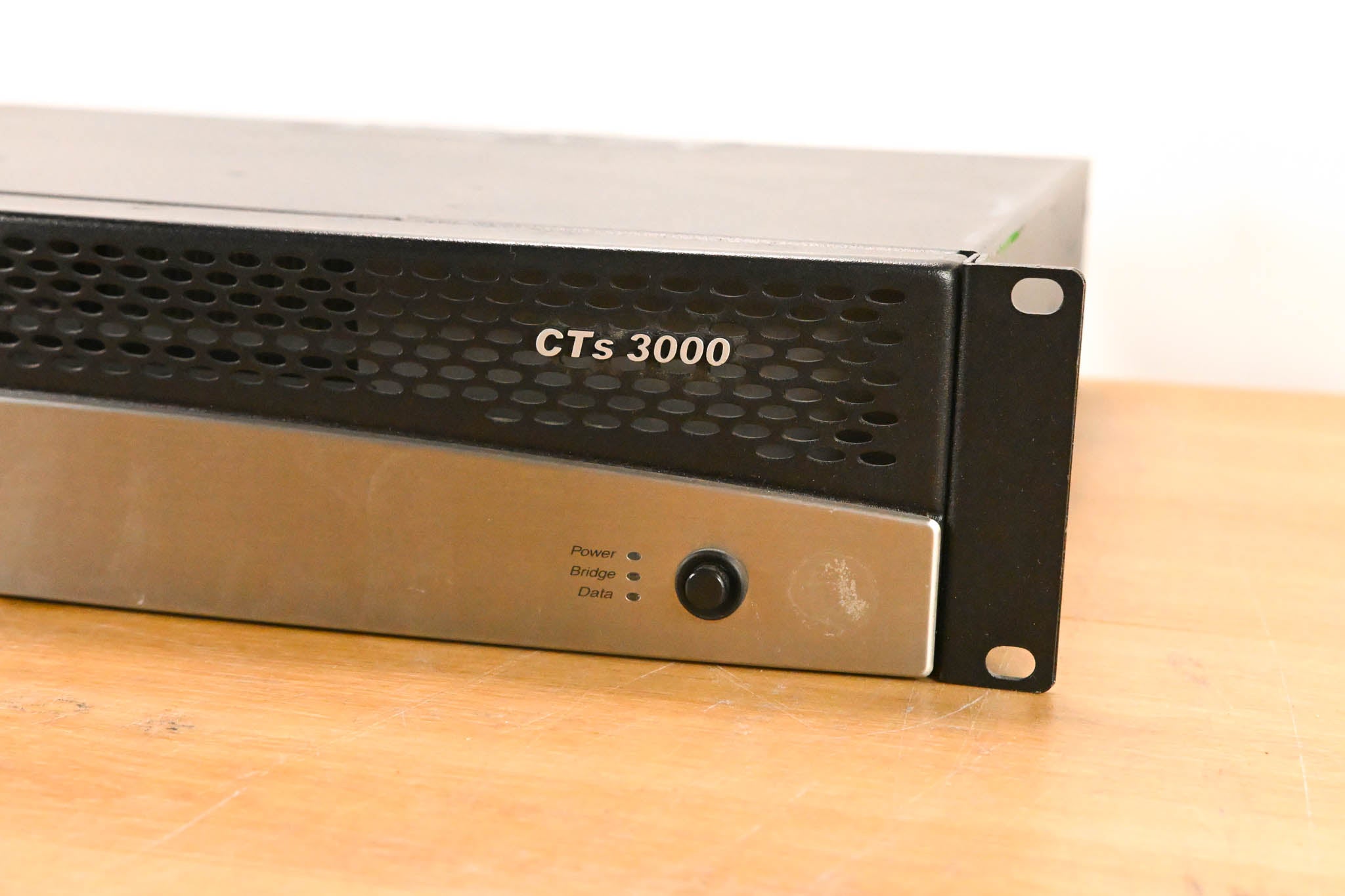 Crown CTs 3000 Two-Channel 1500W Power Amplifier