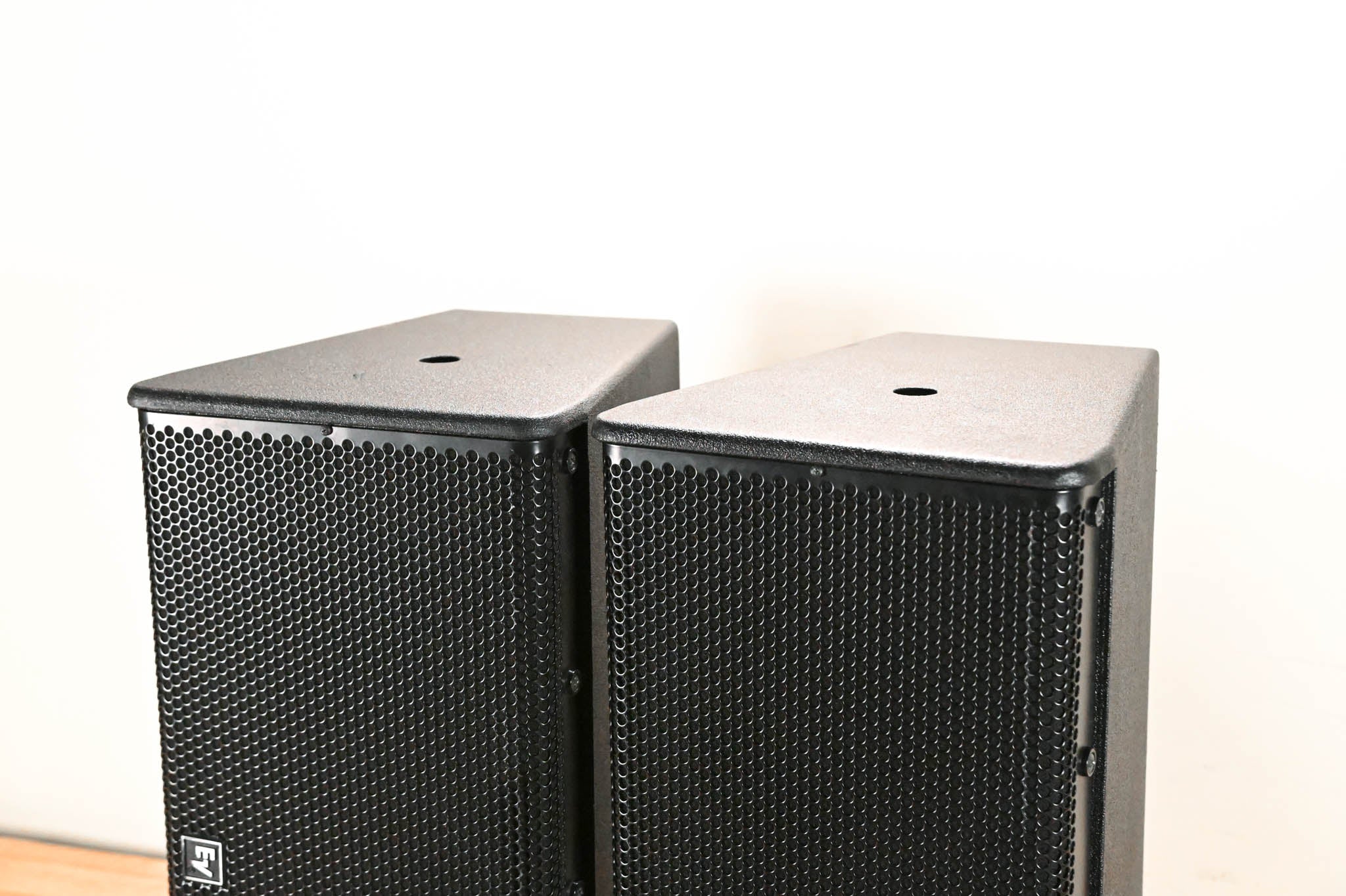 Electro-Voice (EV) Xi-1082 X-Array Install 8" 2-Way Loudspeaker (PAIR)